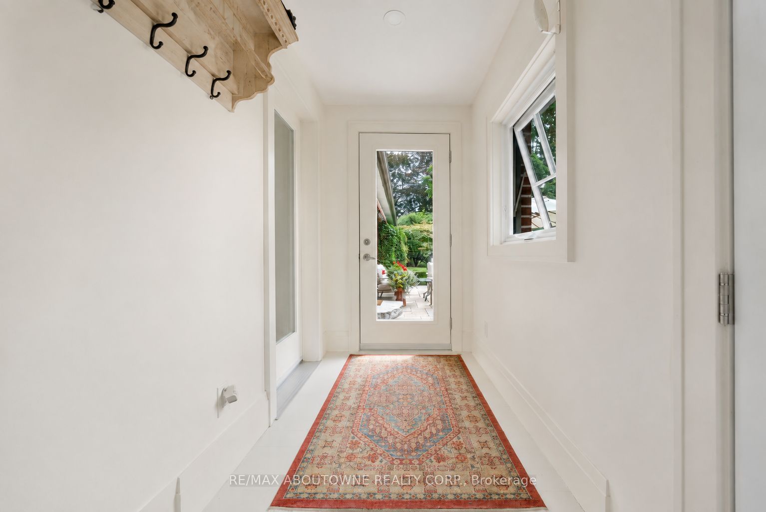23 Alice Street E Property Photo 21