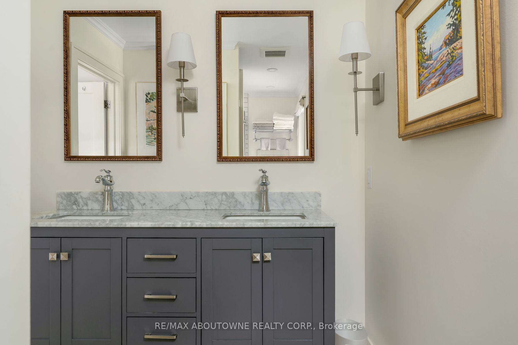23 Alice Street E Property Photo 25