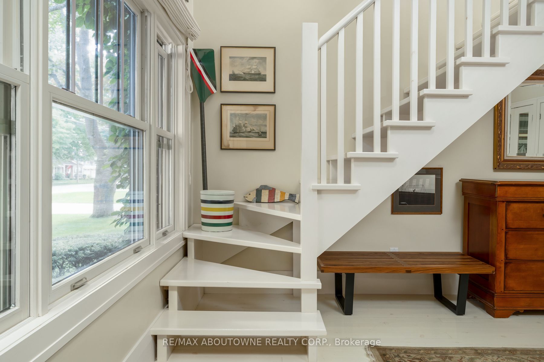 23 Alice Street E Property Photo 27