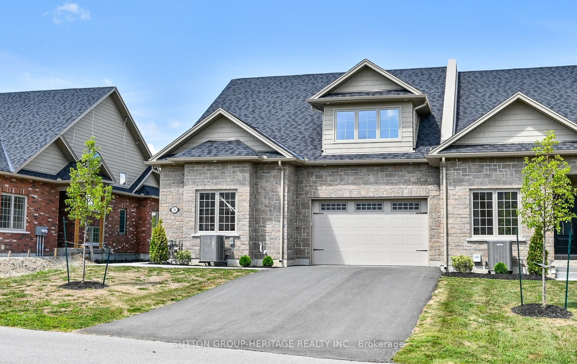 126 Orchard Way Property Photo 1