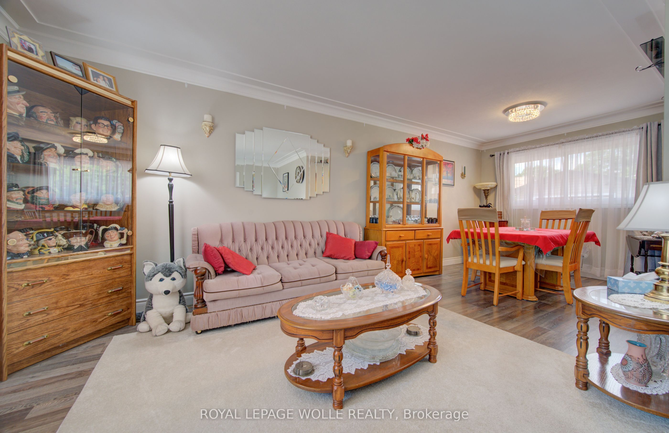 99 Highman Avenue Property Photo 10