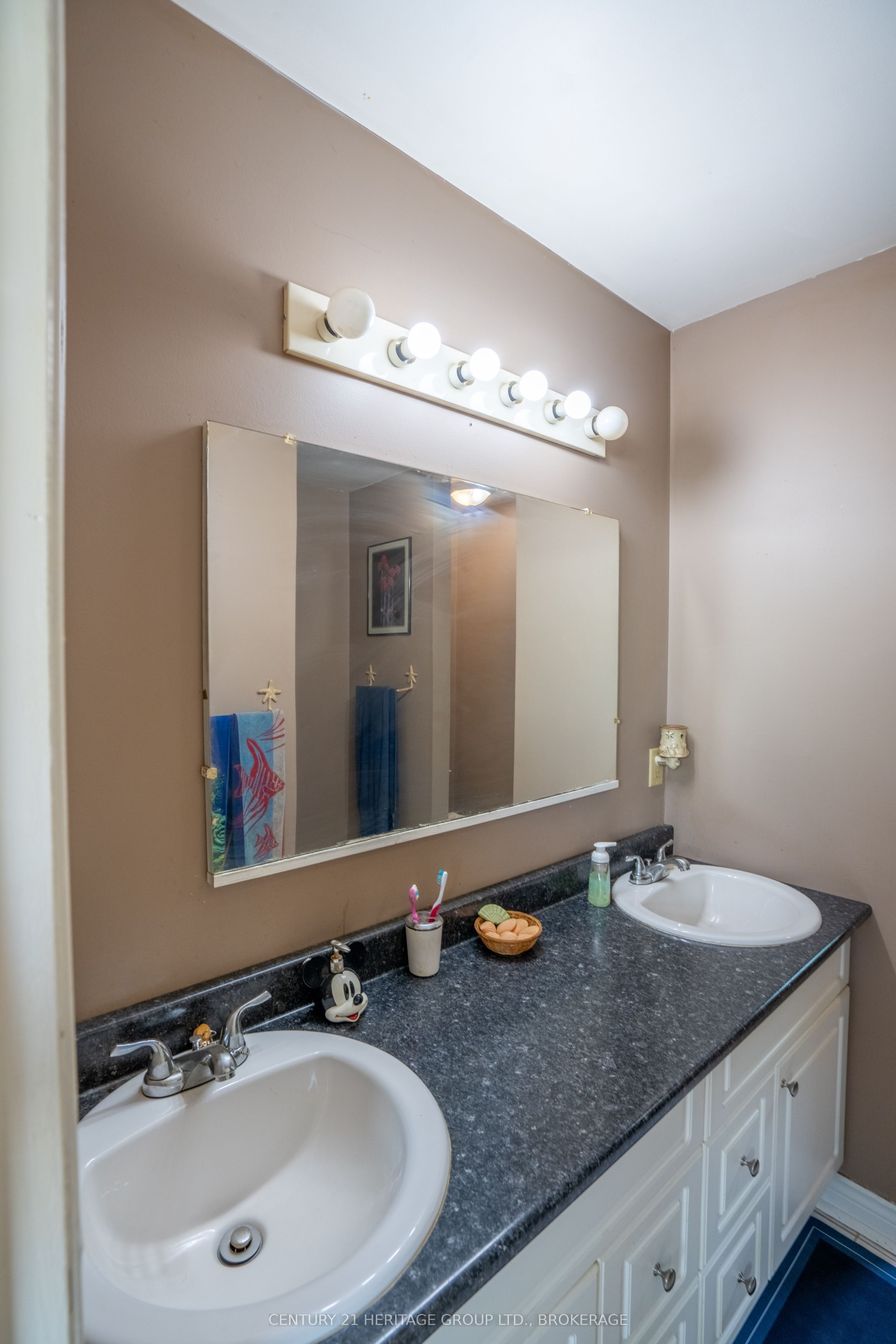 15 Maple View Court Property Photo 33