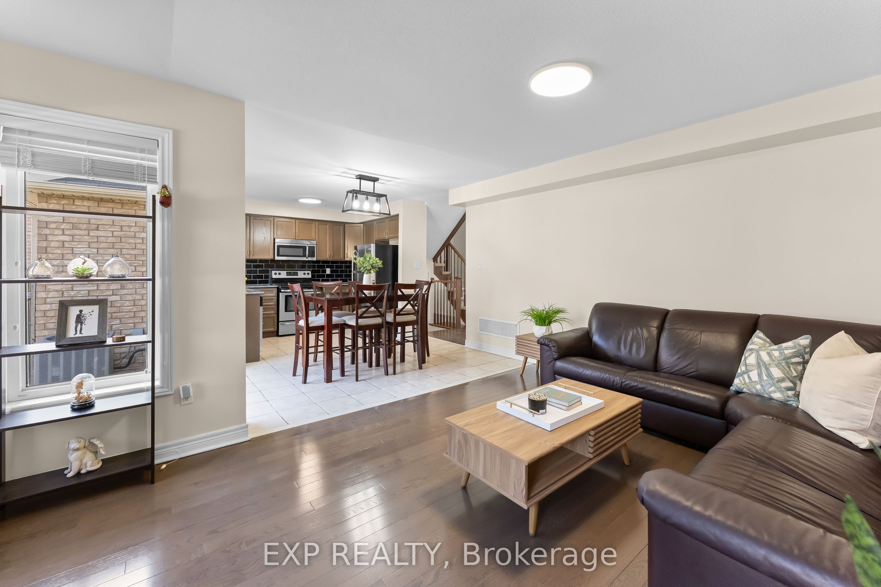 2 Durham Way Property Photo 20