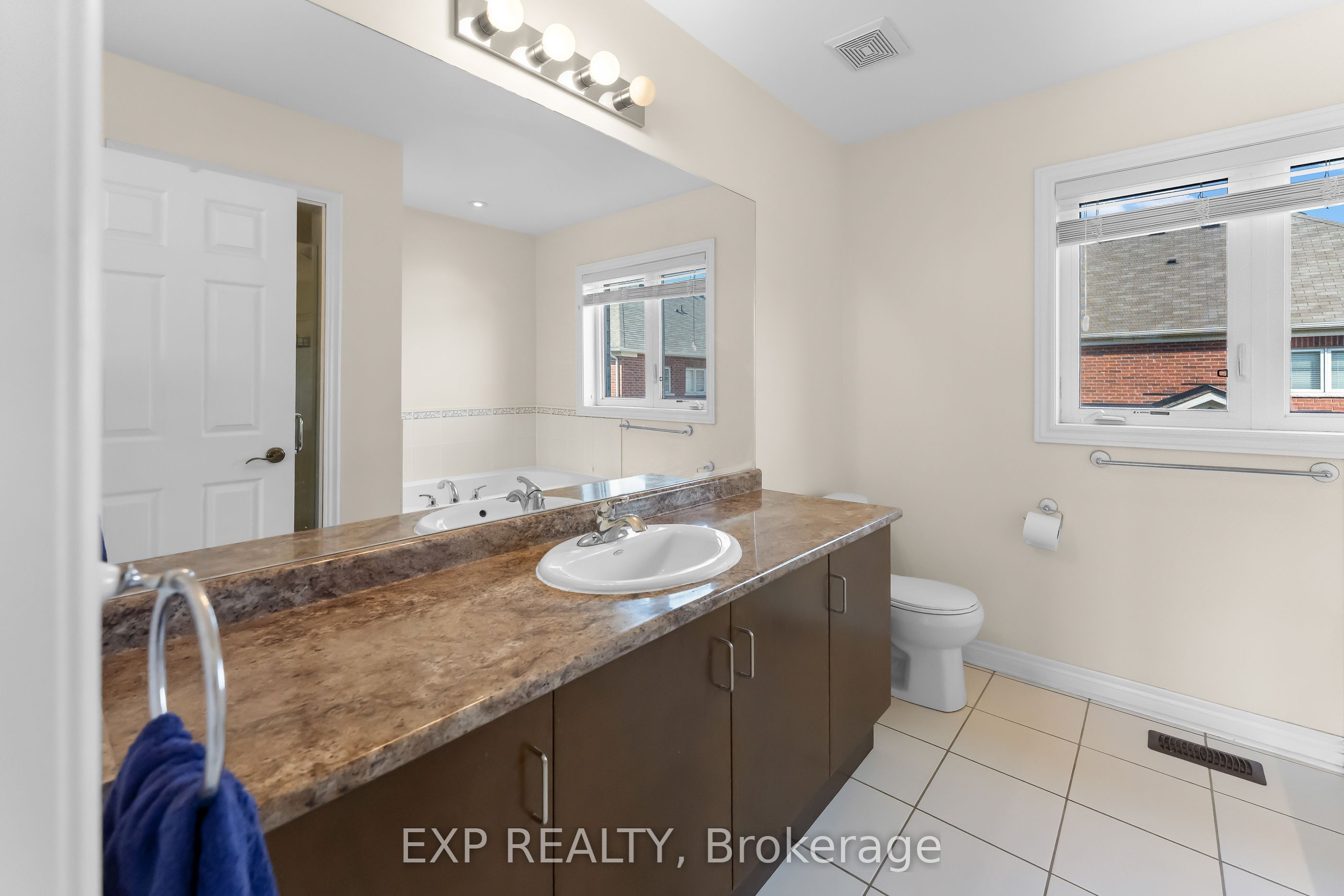 2 Durham Way Property Photo 25