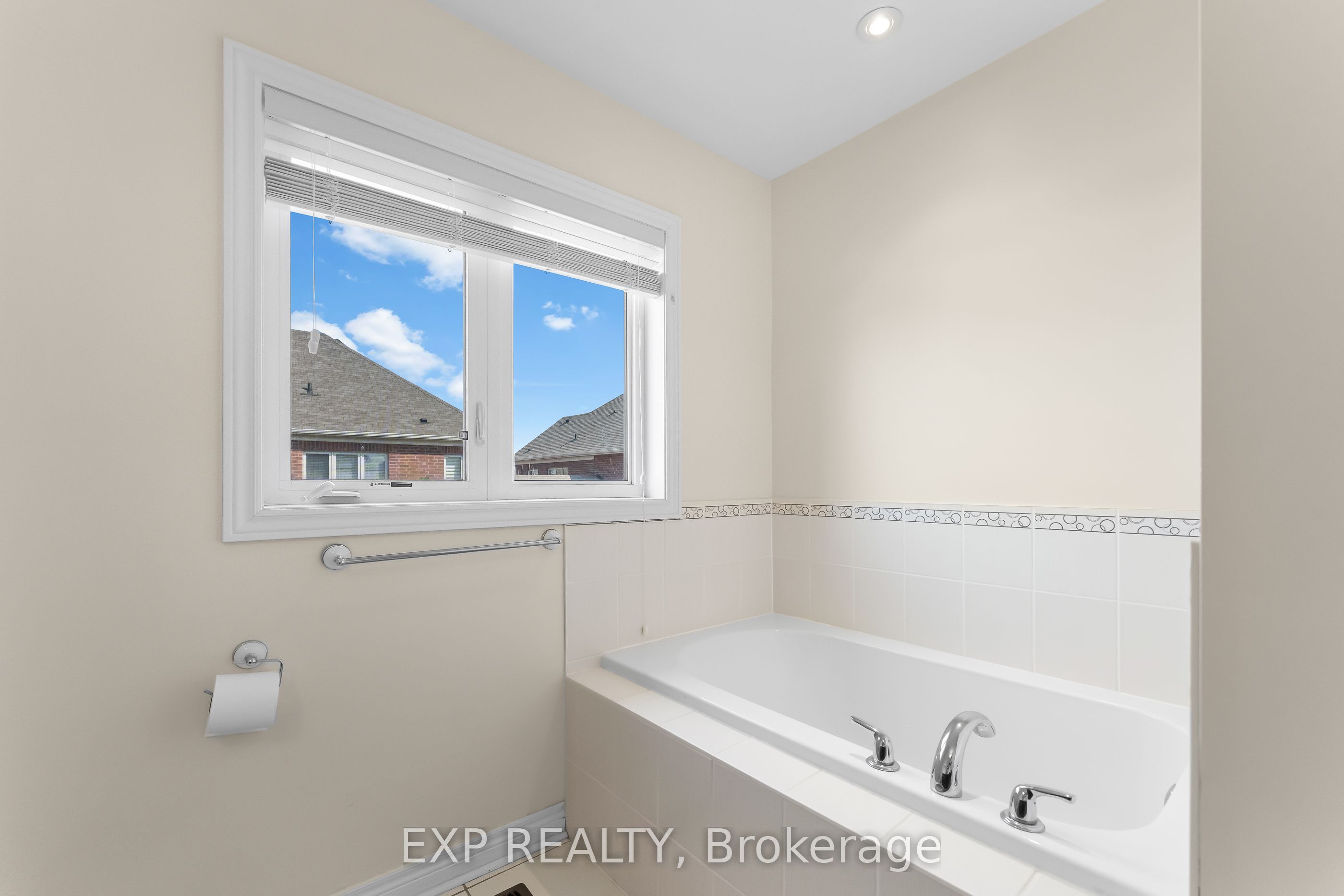 2 Durham Way Property Photo 27