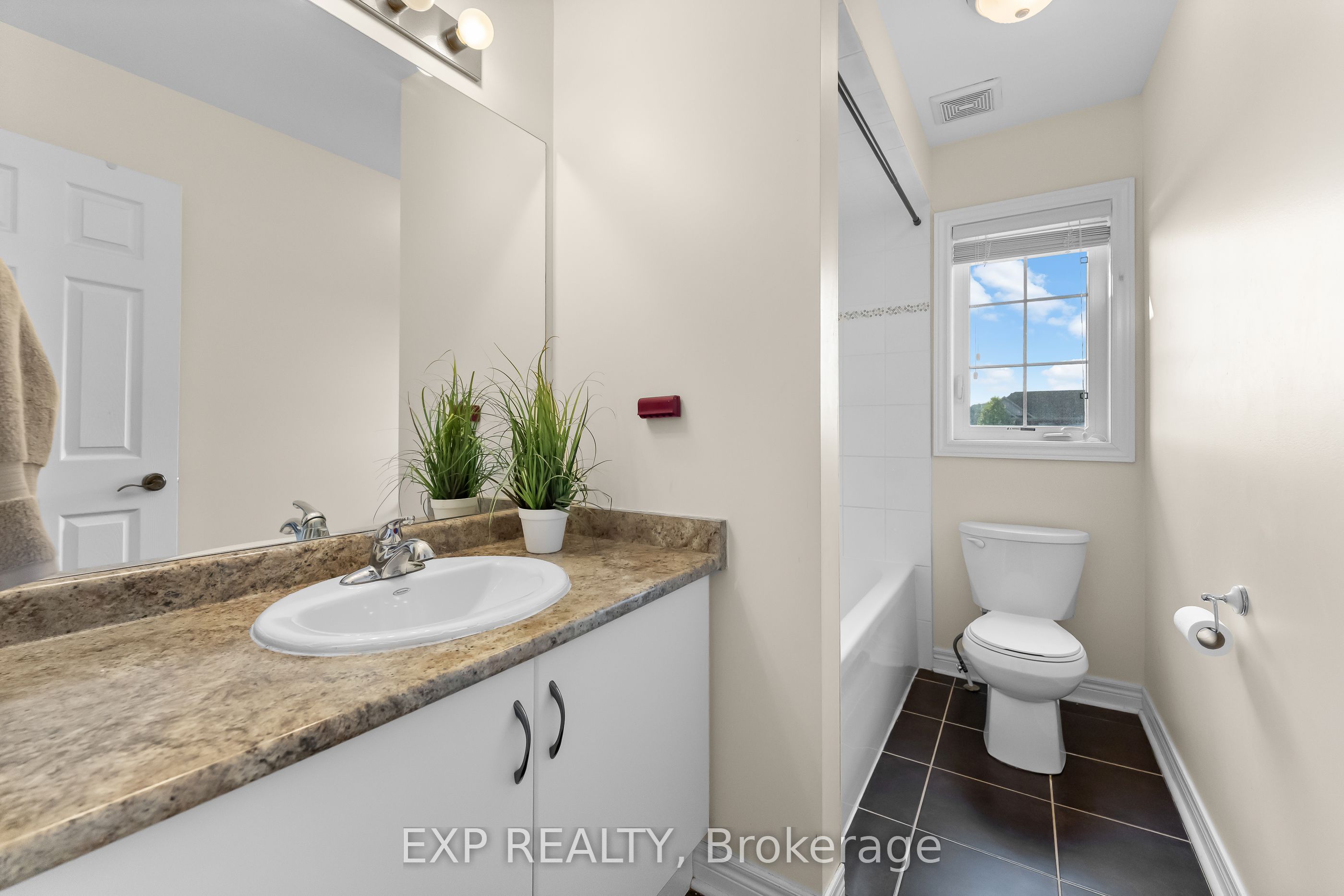 2 Durham Way Property Photo 31