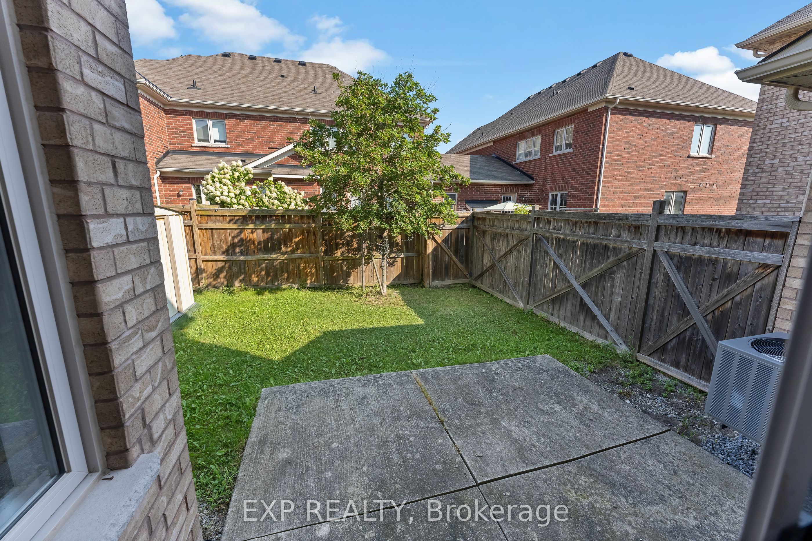 2 Durham Way Property Photo 34