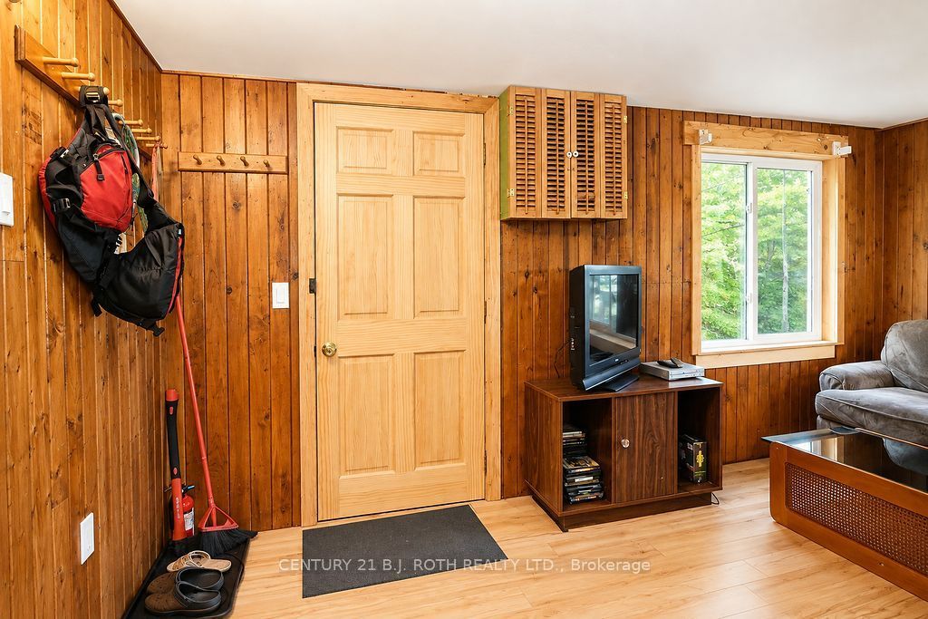 11107 Devils Lake Road Property Photo 10