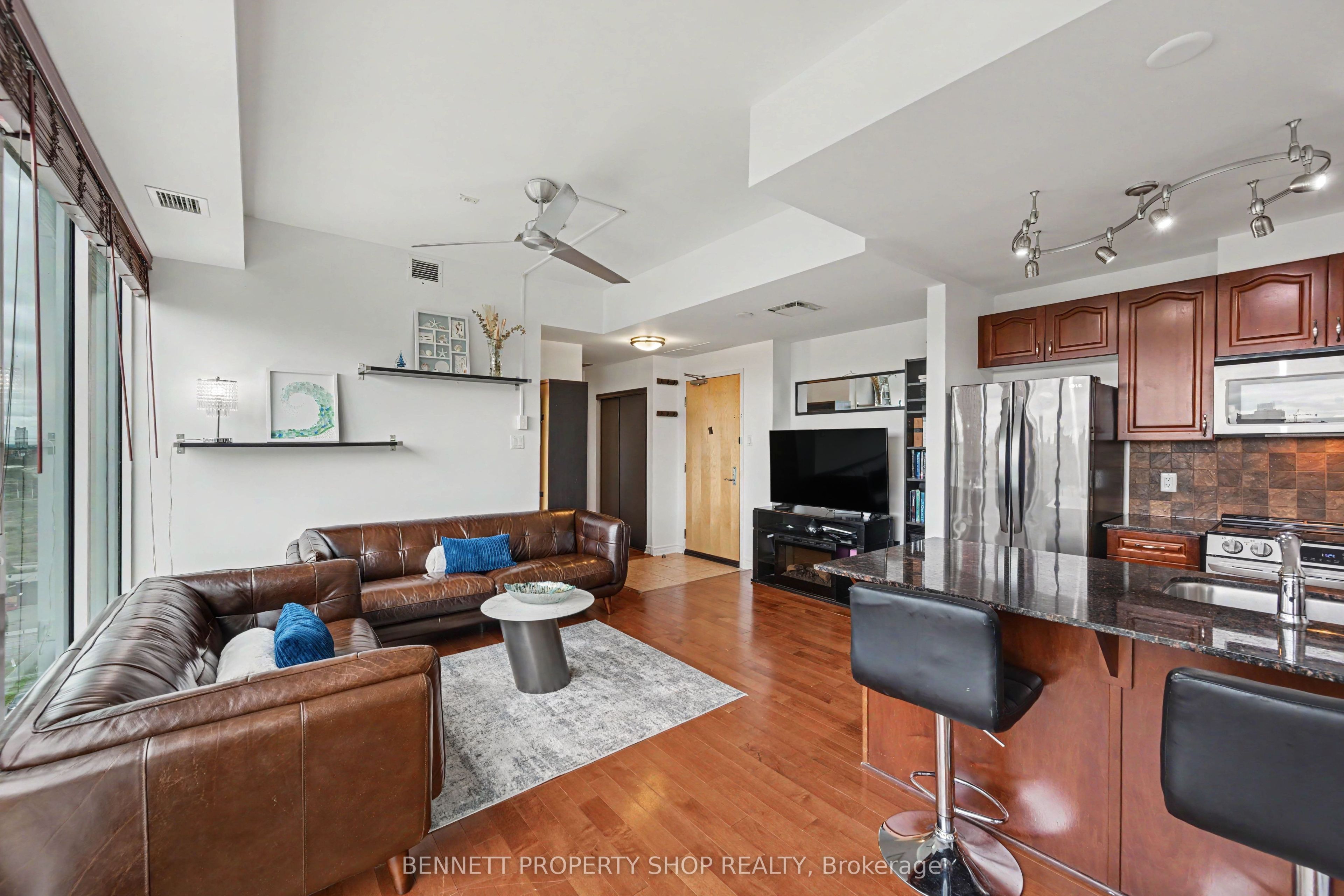 250 Lett Street 1304 Property Photo 4