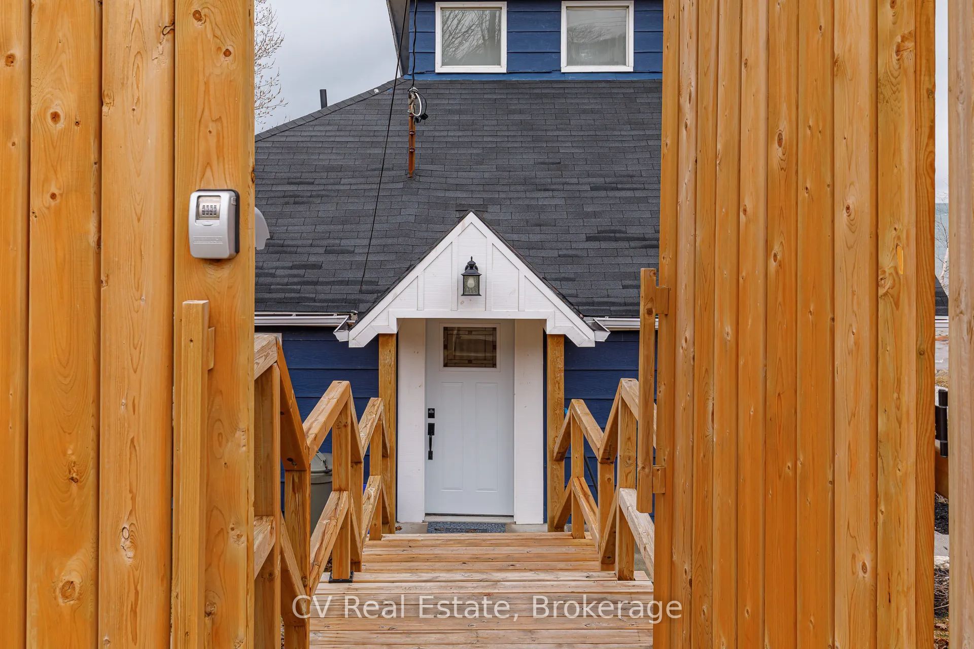 209583 26 Highway Property Photo 6