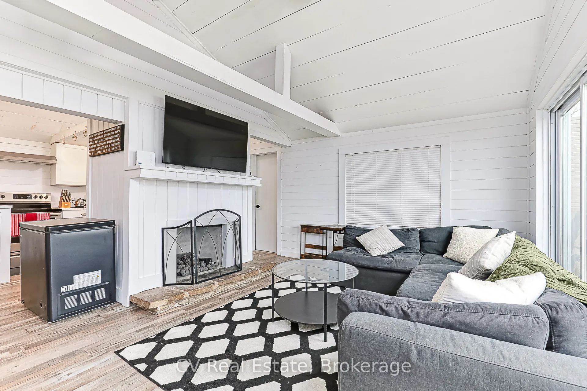 209583 26 Highway Property Photo 18