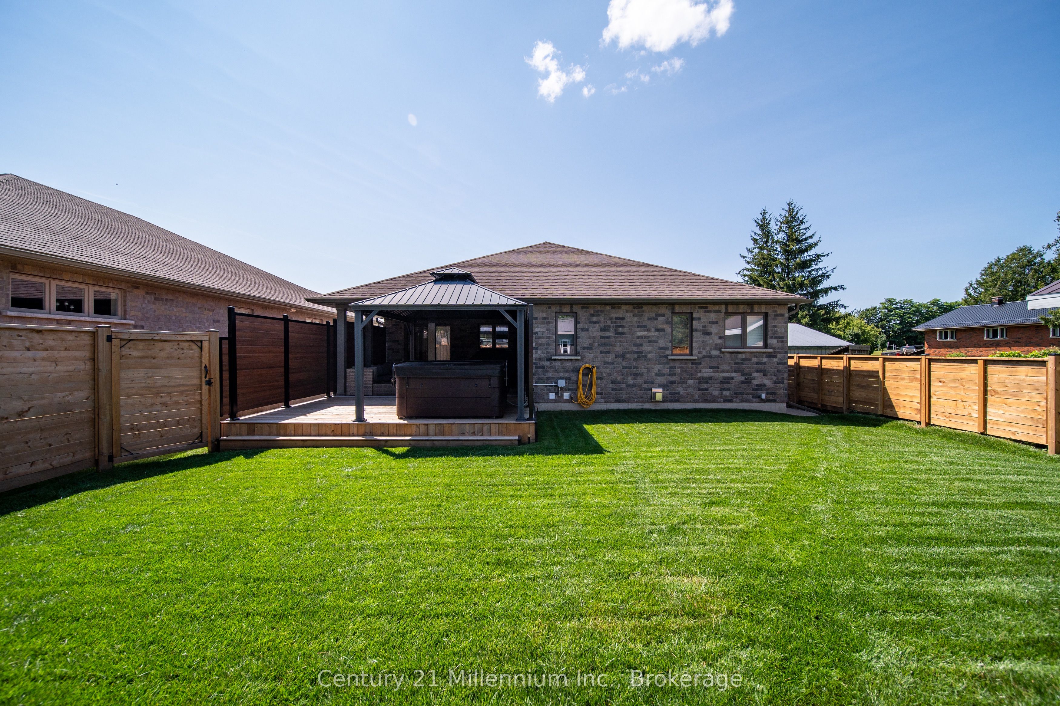 215 Djay Crescent Property Photo 40