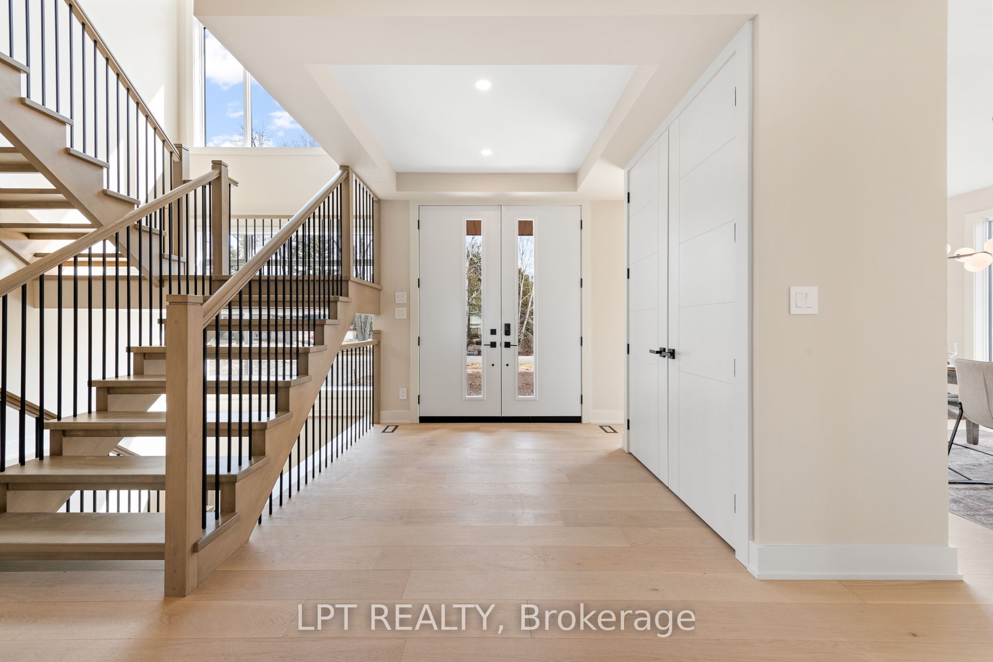 15 Briggs Avenue Property Photo 3