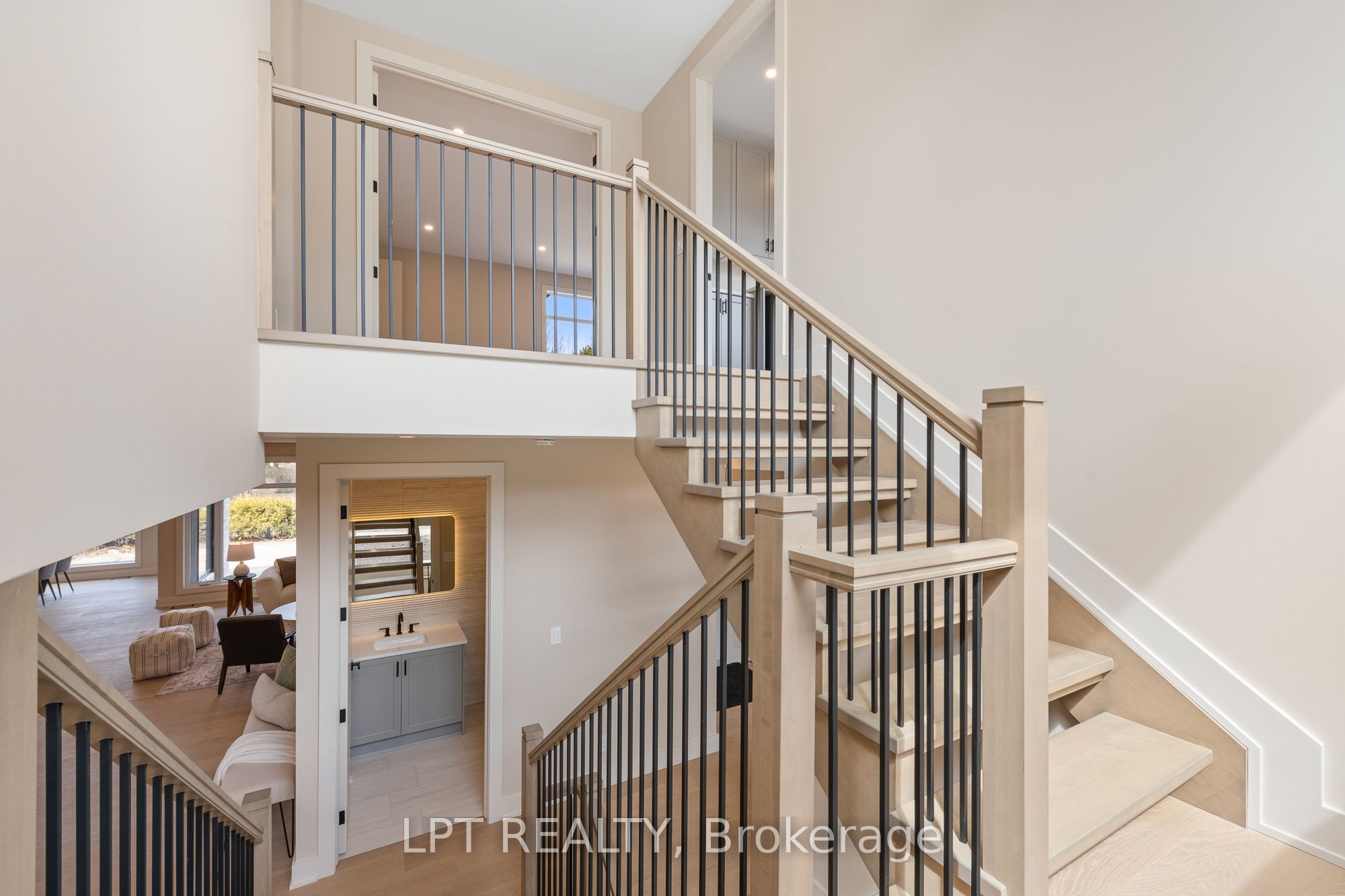 15 Briggs Avenue Property Photo 25