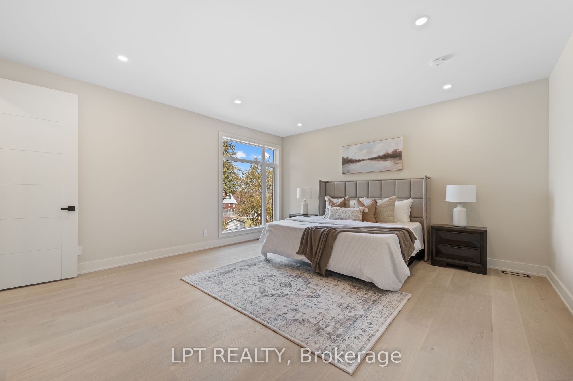 15 Briggs Avenue Property Photo 27