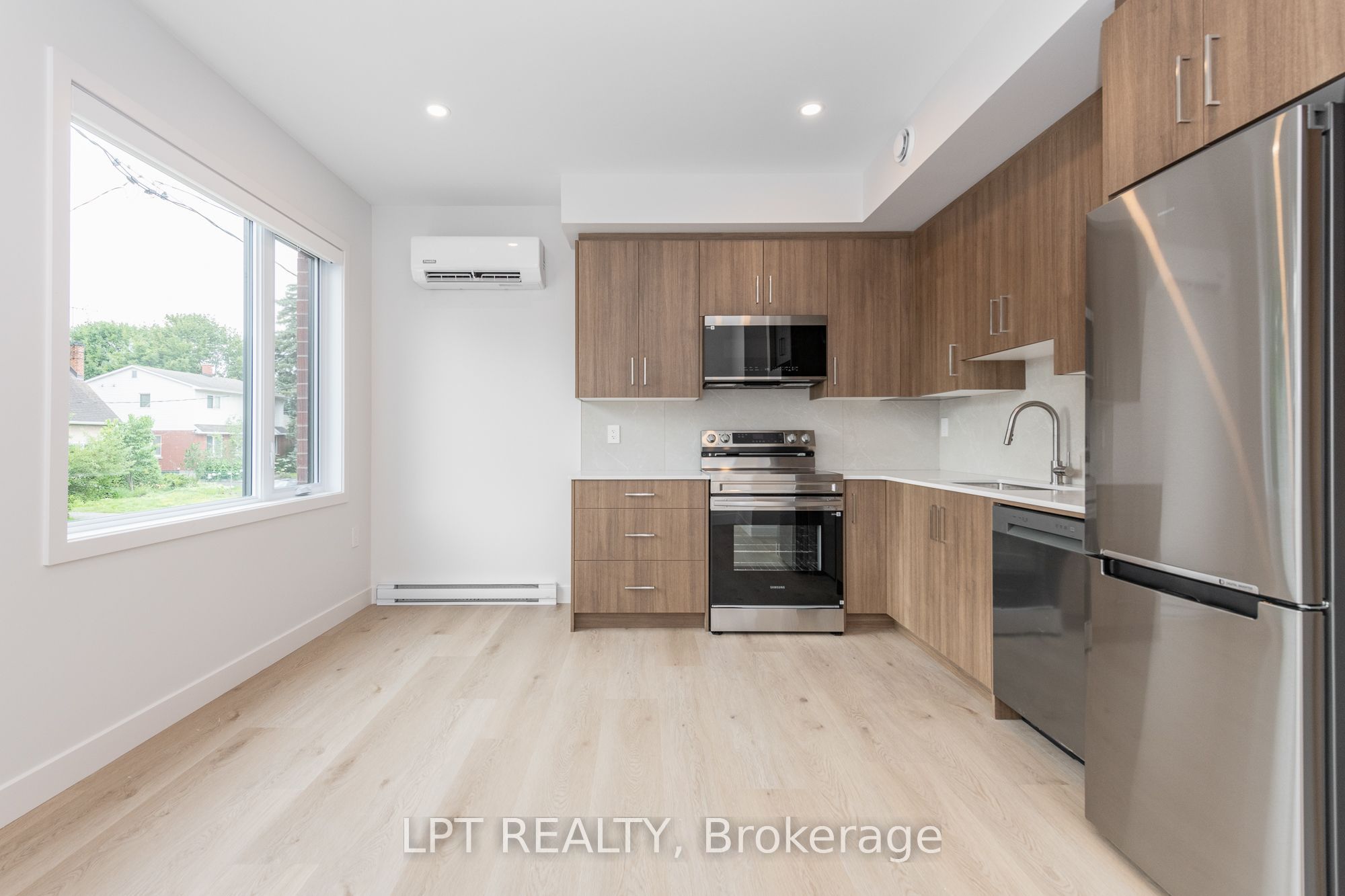 249 Columbus Avenue 3 Property Photo 6