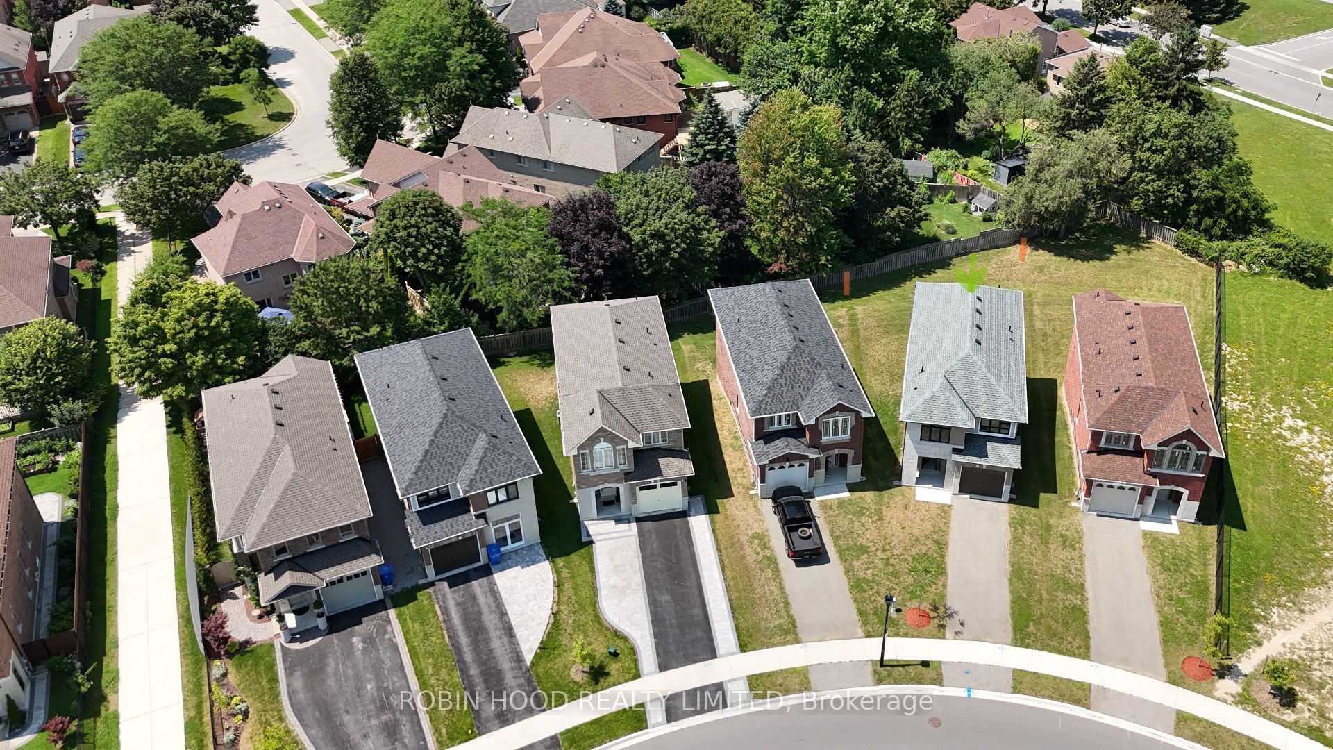 398 Rita's Avenue - Property Photo 3