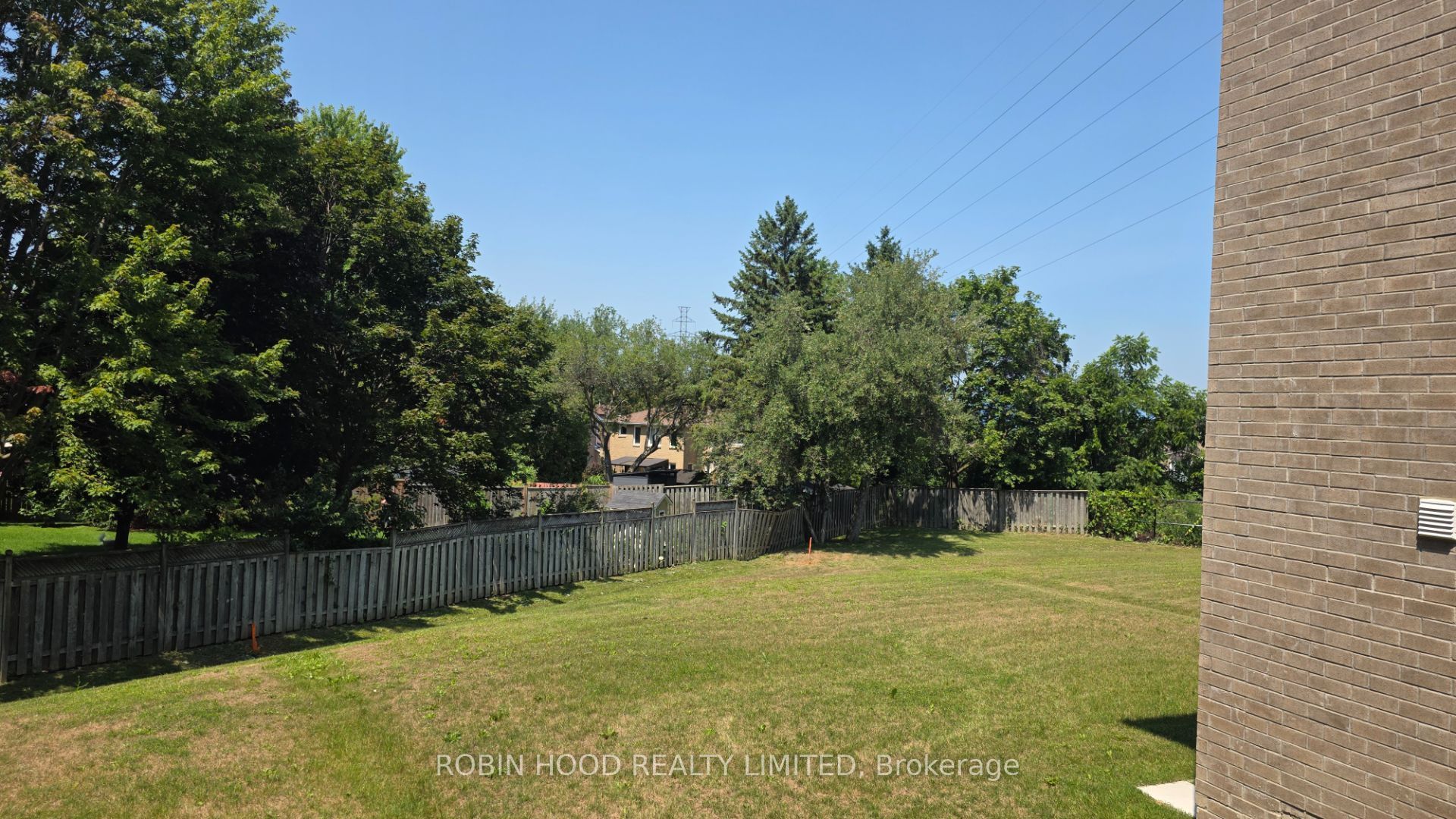 398 Rita's Avenue - Property Photo 6