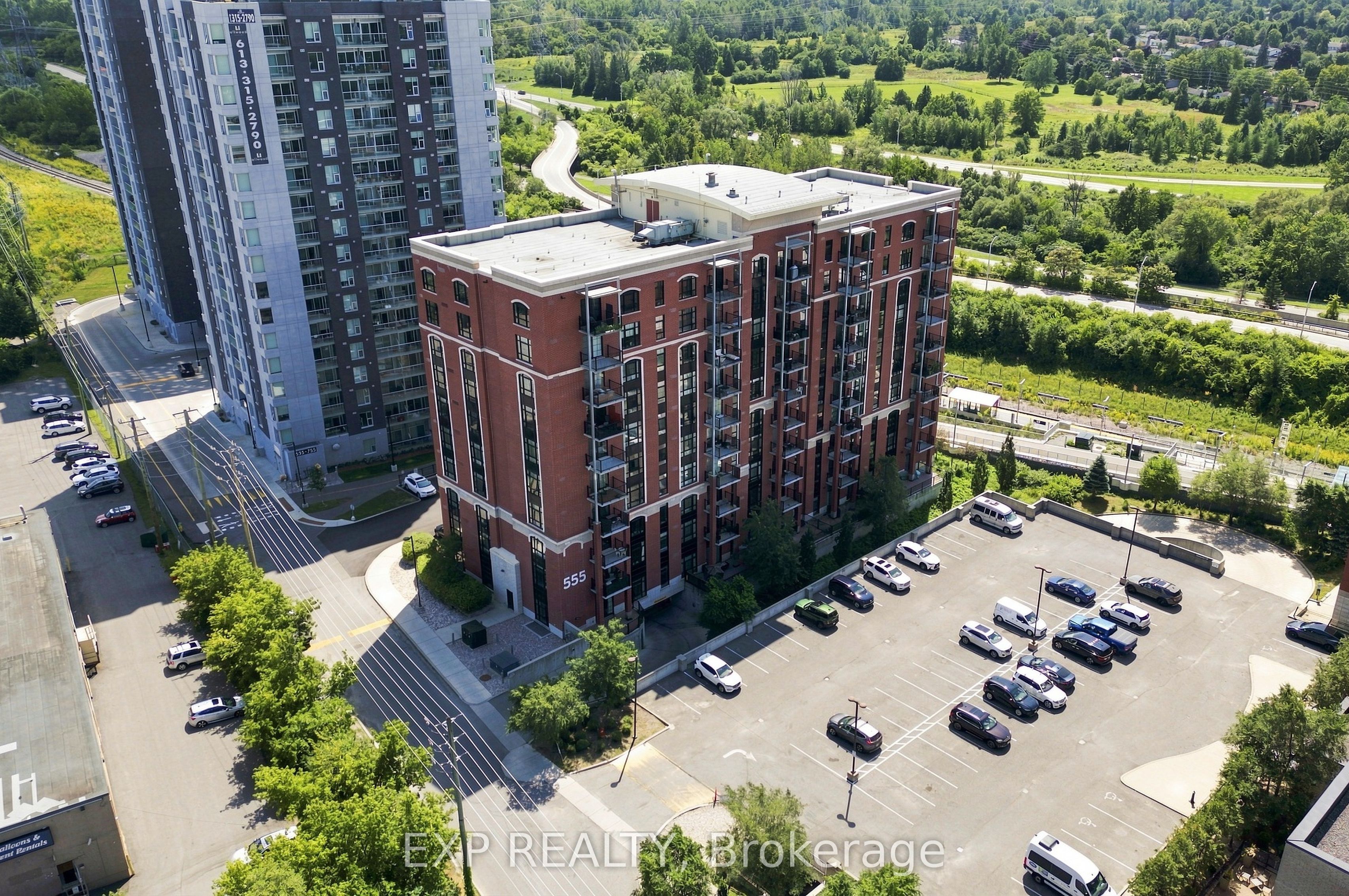 555 Anand Private 109 Property Photo 1