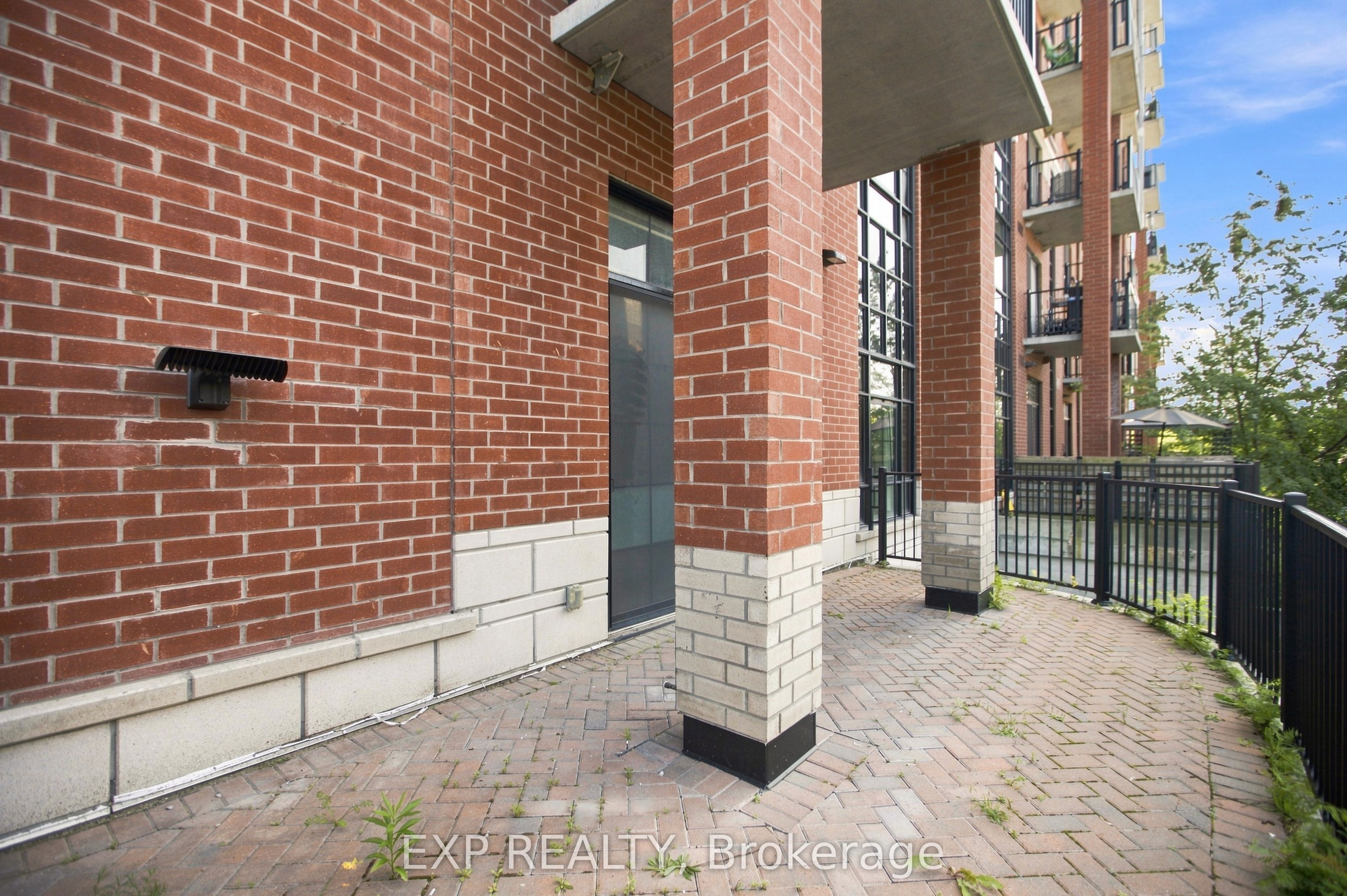 555 Anand Private 109 Property Photo 22