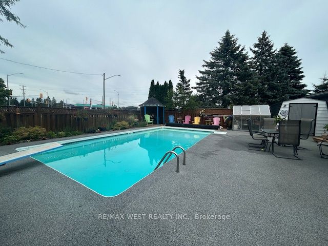 96 Langford Drive Property Photo 15