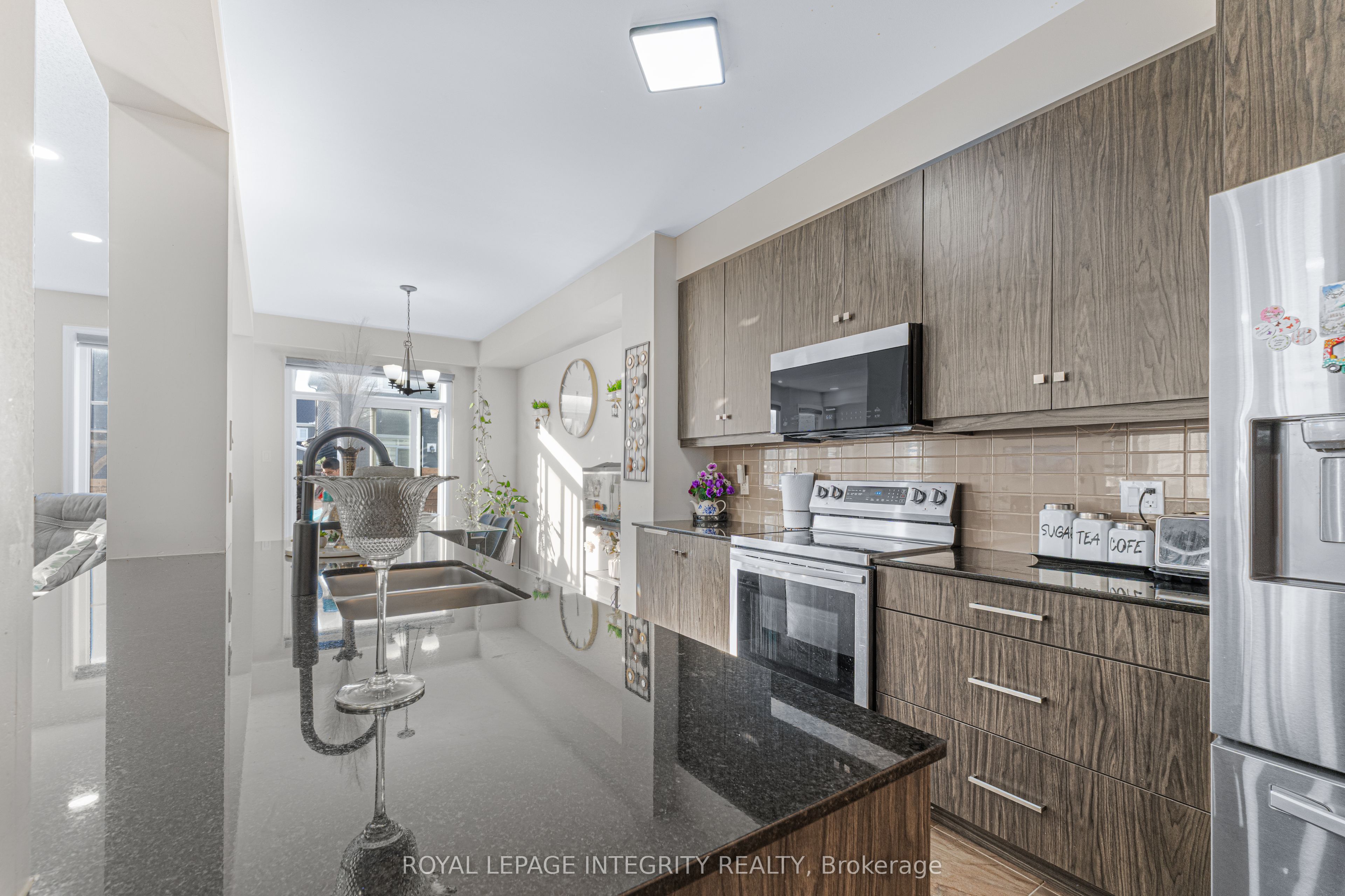 69 Pelham Crescent Property Photo 8