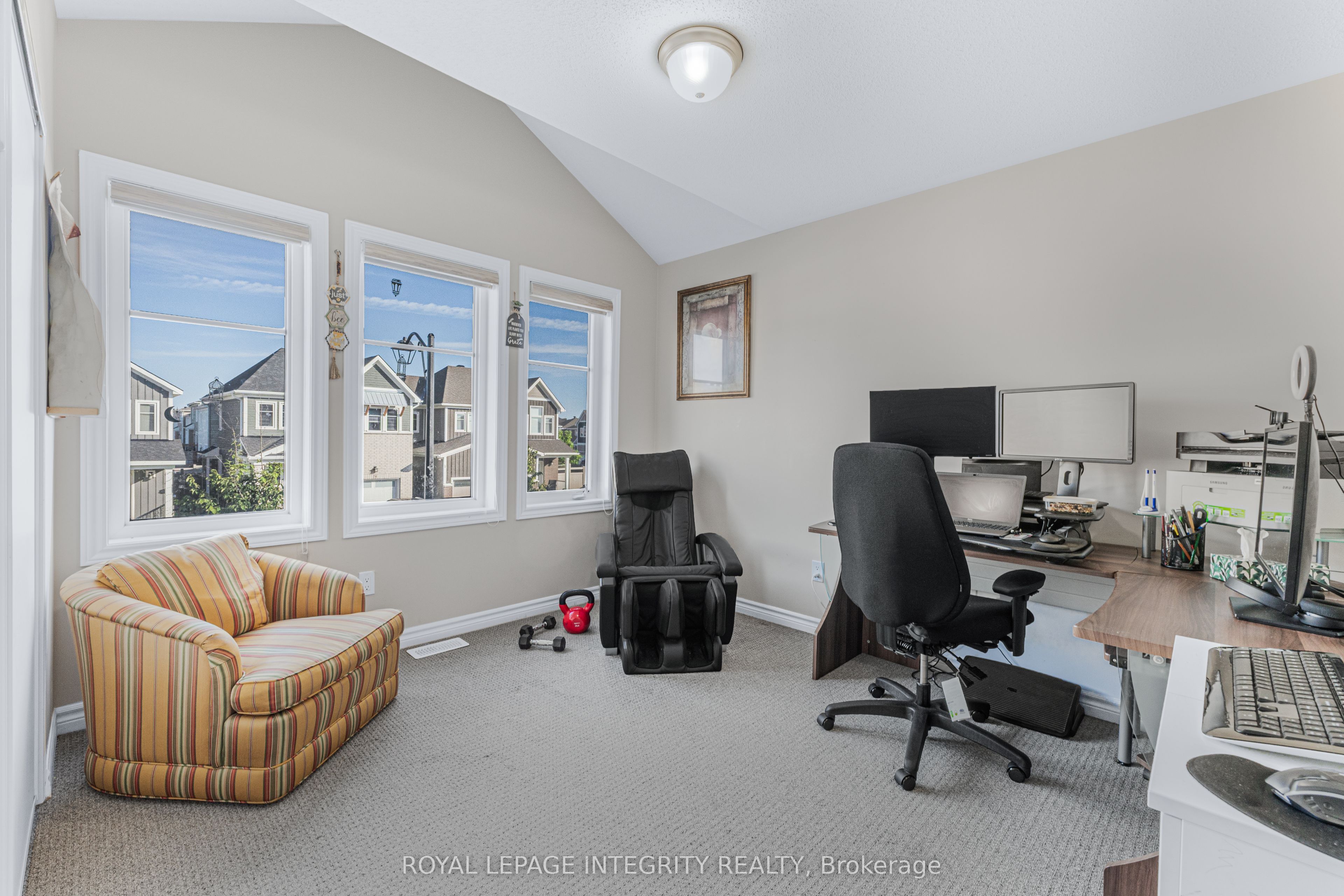 69 Pelham Crescent Property Photo 16