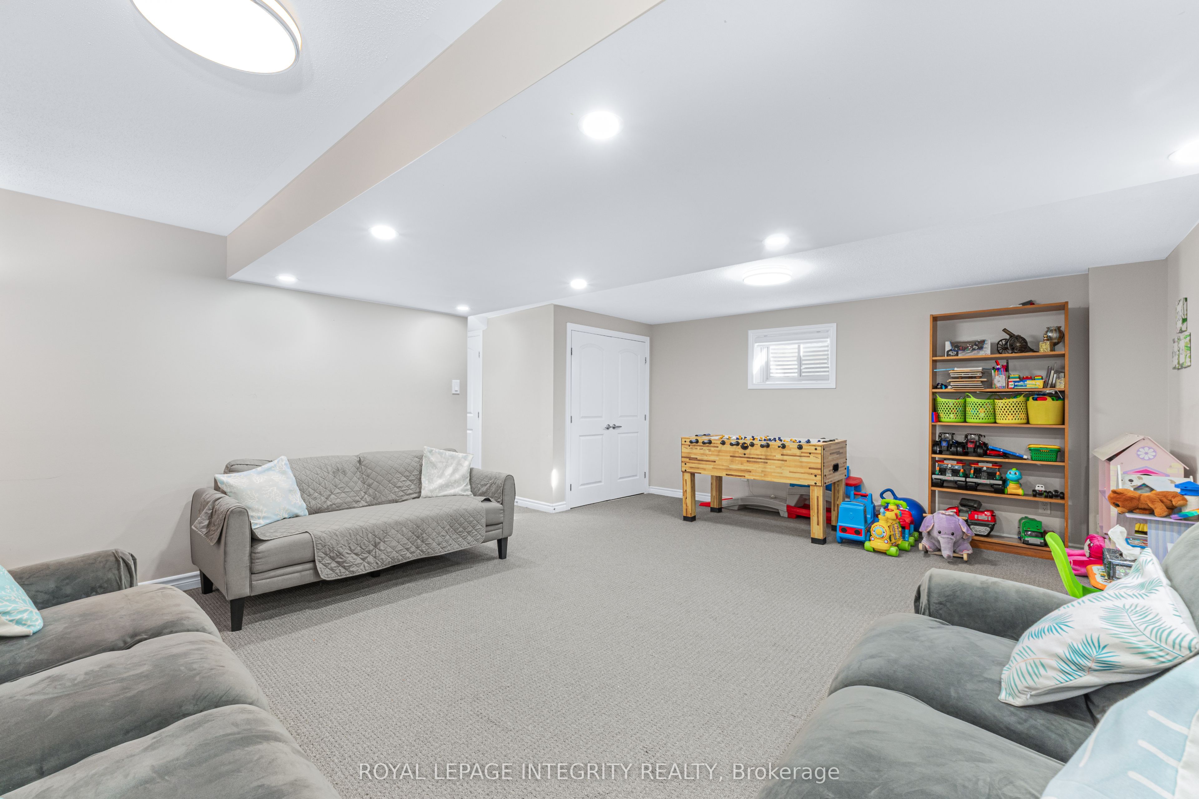 69 Pelham Crescent Property Photo 28
