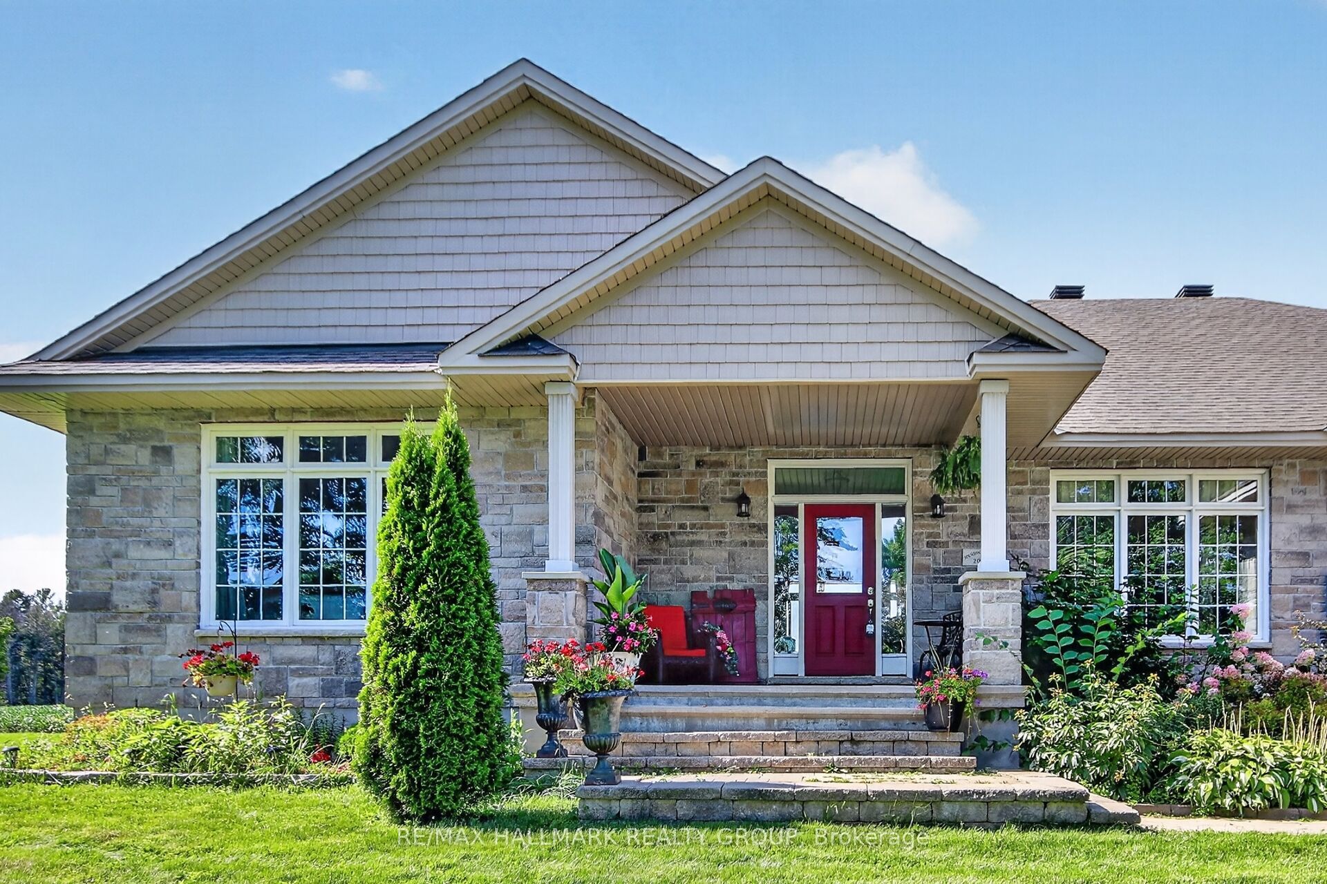 7479 Bleeks Road Property Photo 1