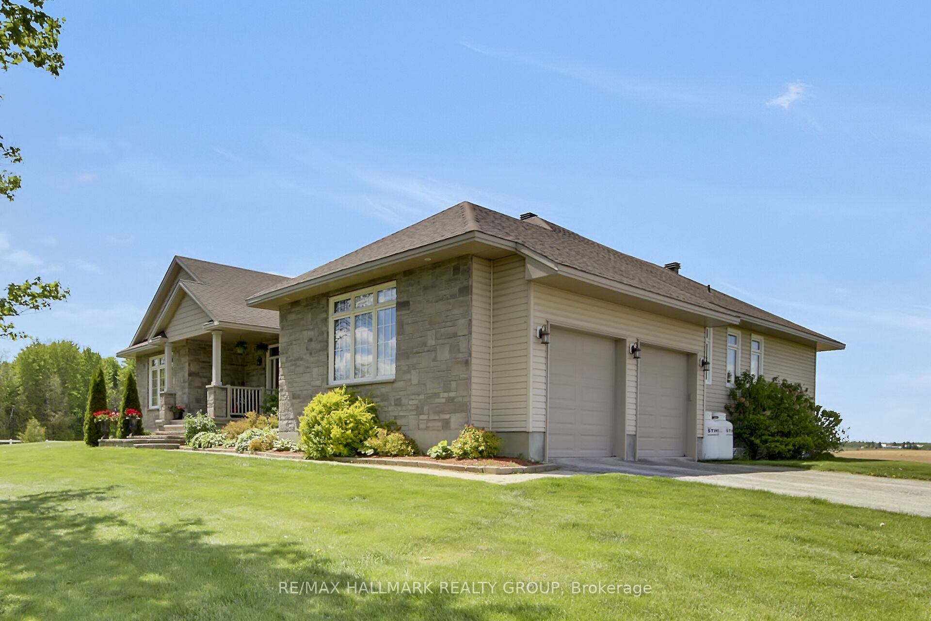 7479 Bleeks Road Property Photo 3