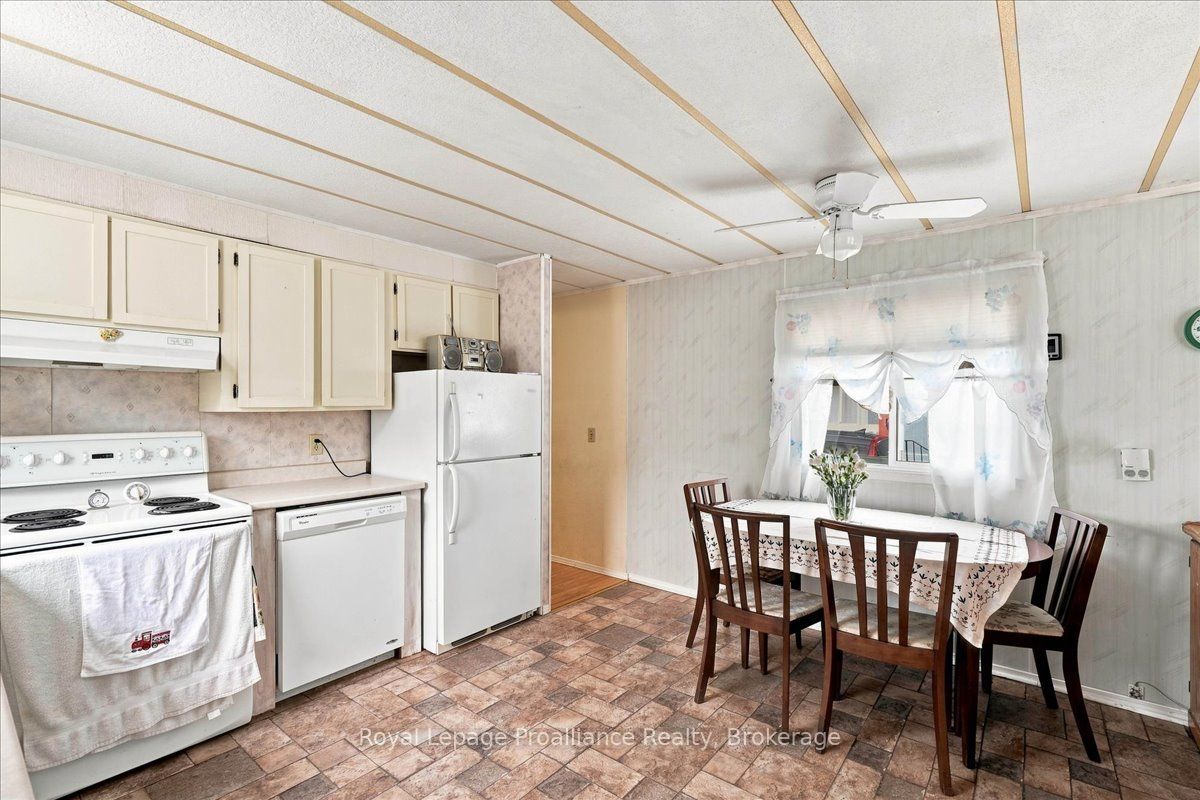18 Cedar Street Property Photo 9