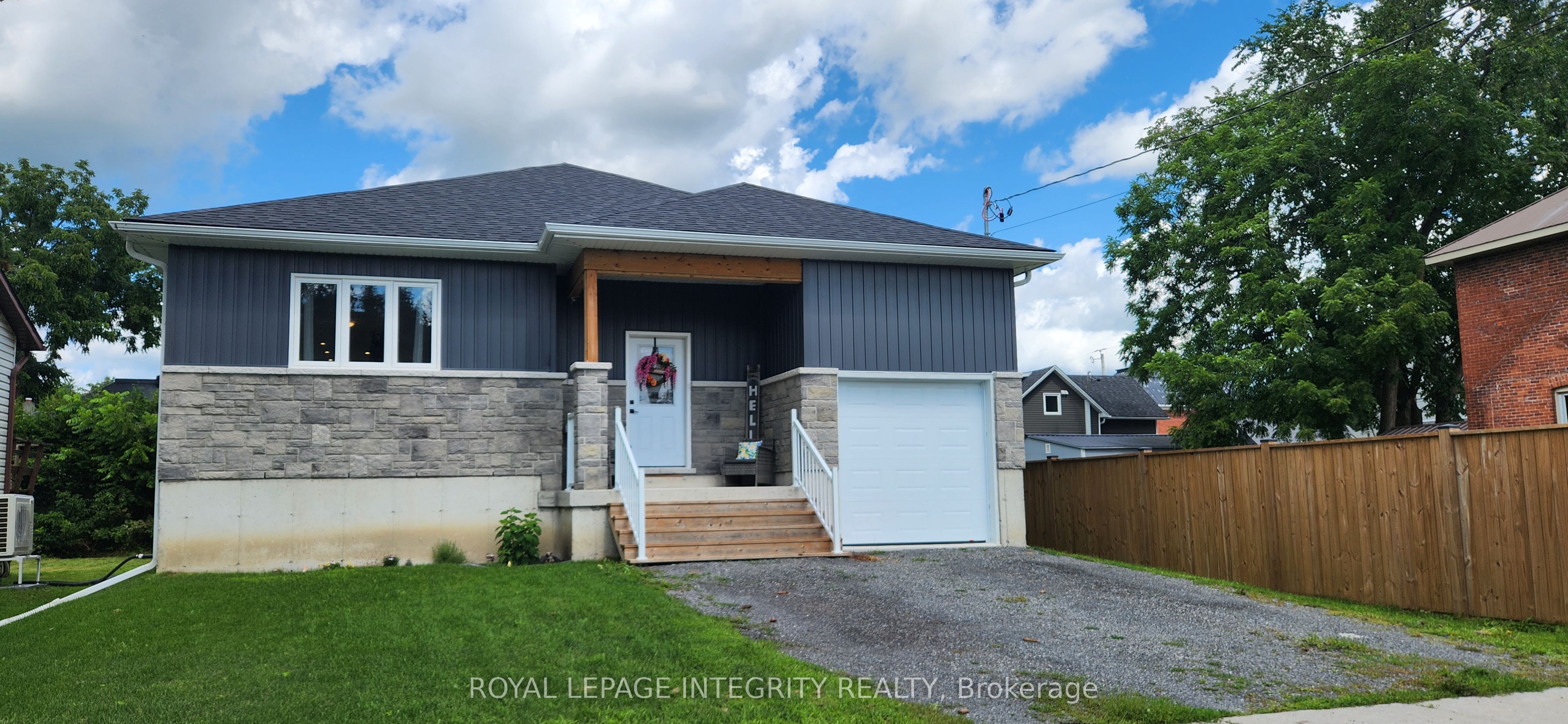 6 Union Street Property Photo 1