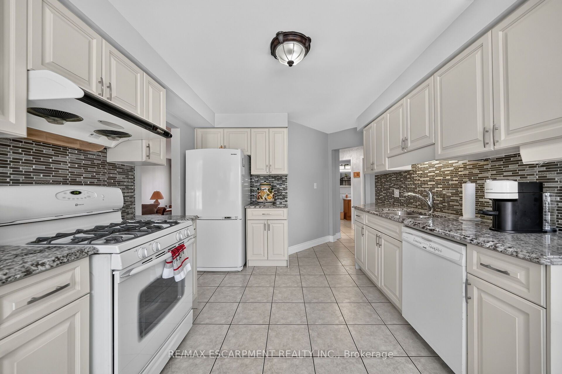 42 Hillgarden Drive Property Photo 20