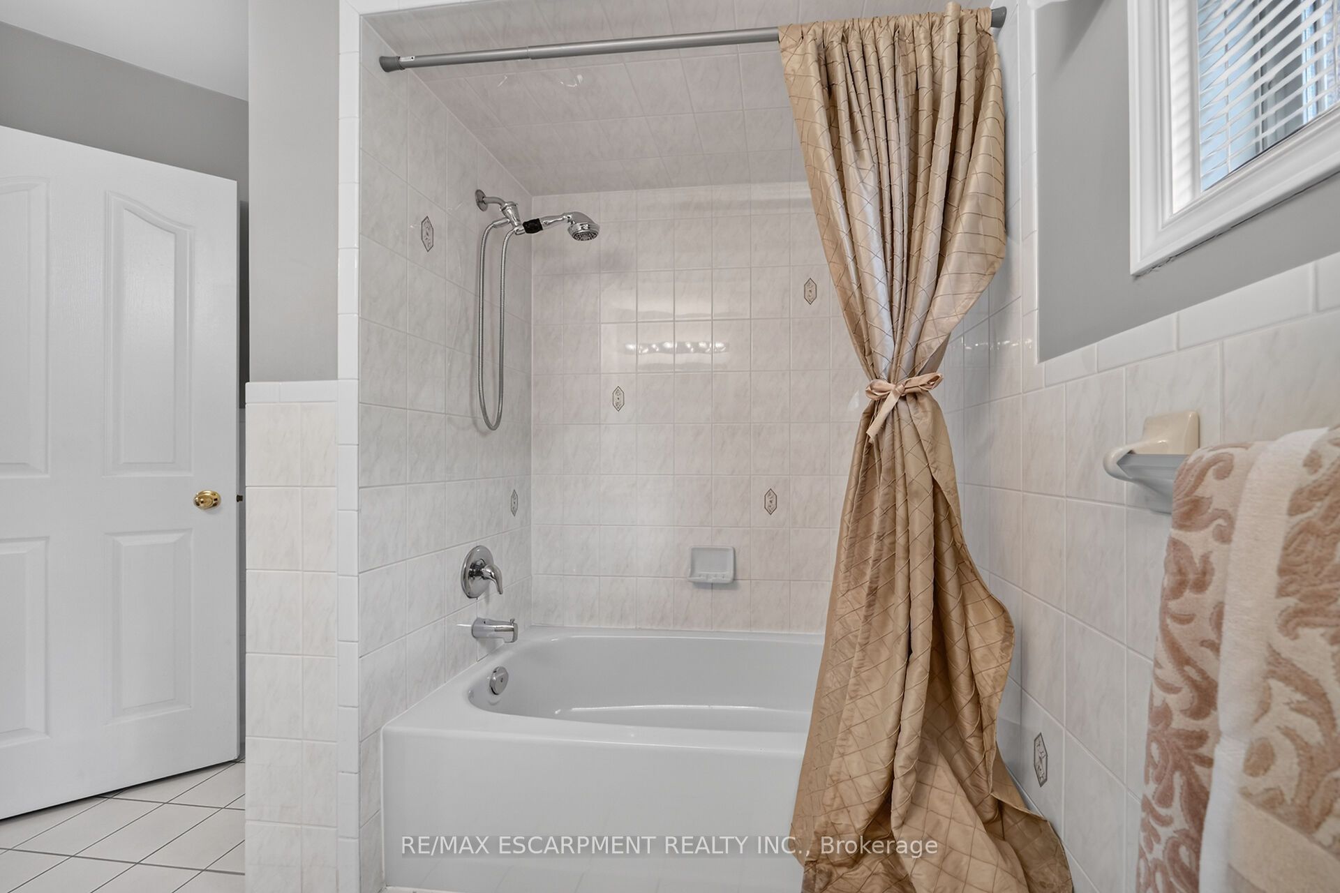 42 Hillgarden Drive Property Photo 42