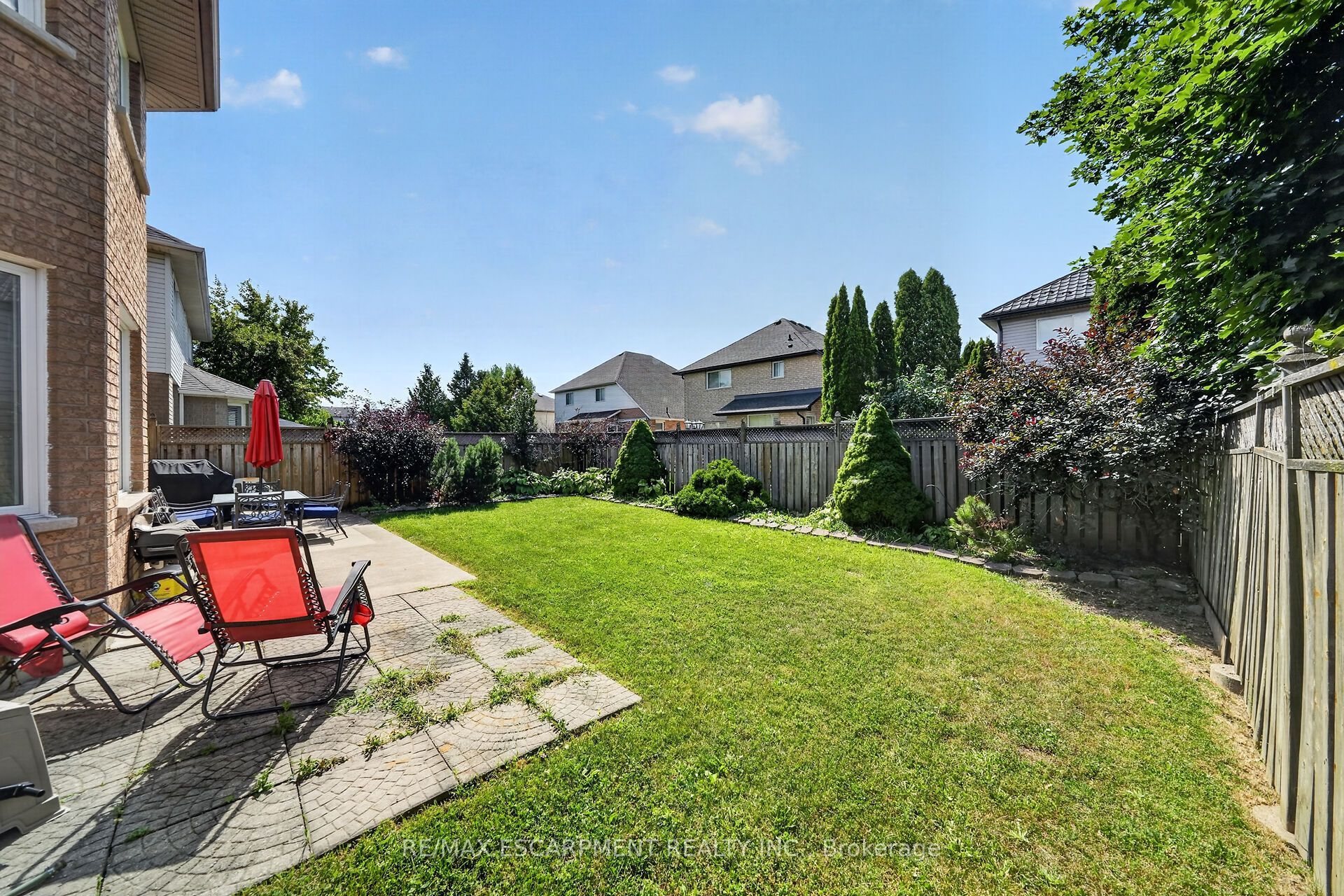 42 Hillgarden Drive Property Photo 47