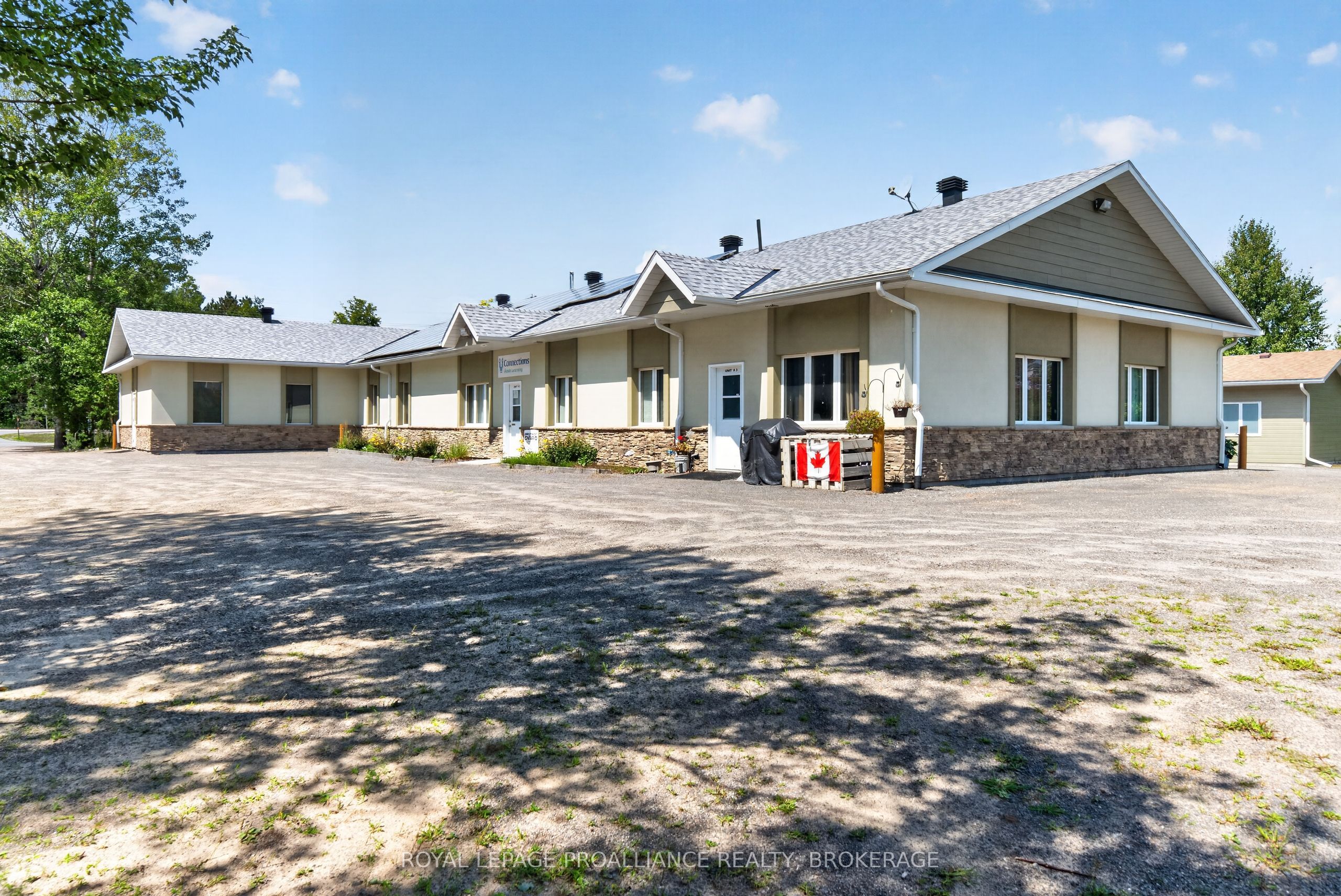 12497a Highway 41 Property Photo 2