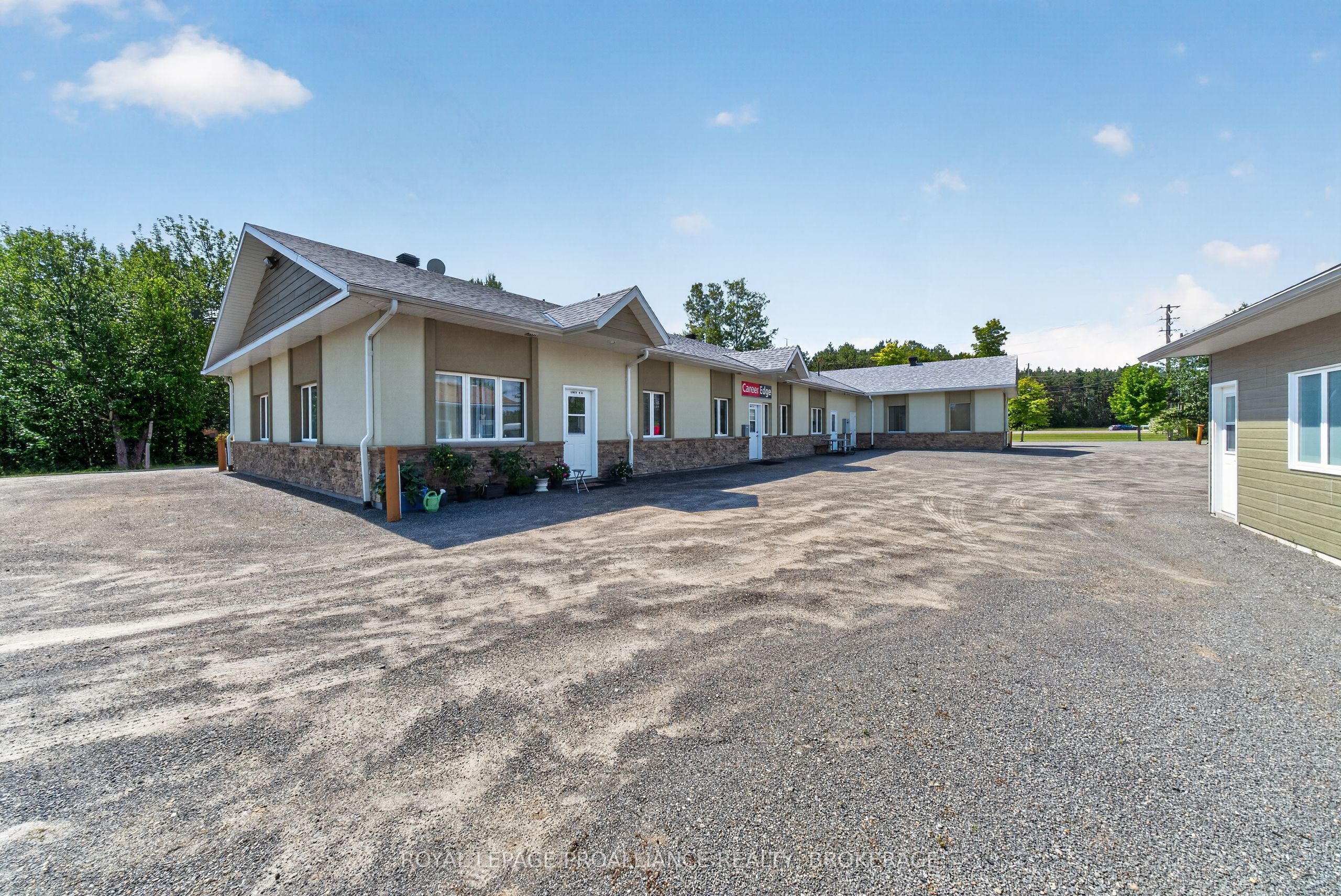 12497a Highway 41 Property Photo 3