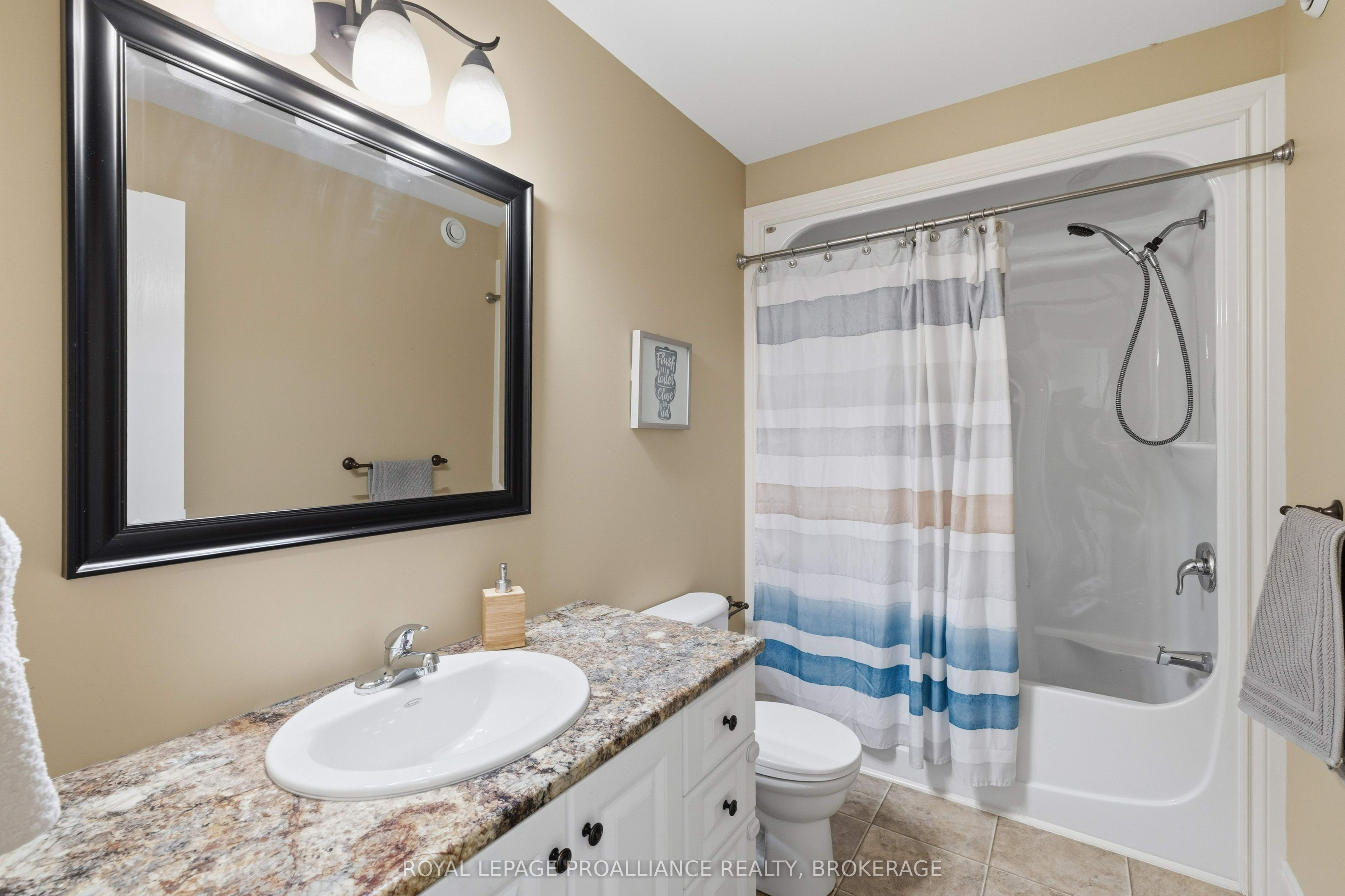 1464 Ottawa Street Property Photo 16