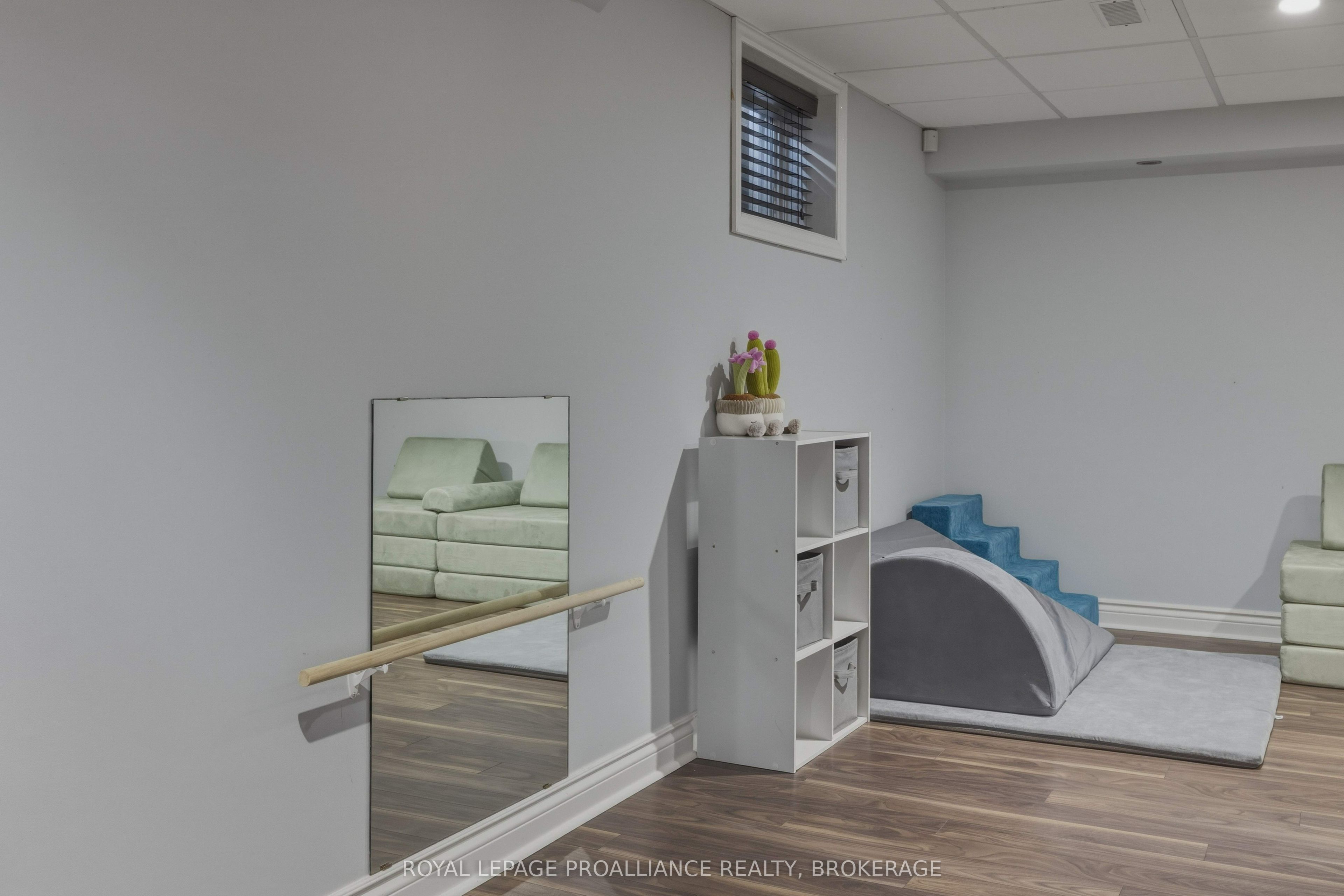 1464 Ottawa Street Property Photo 27