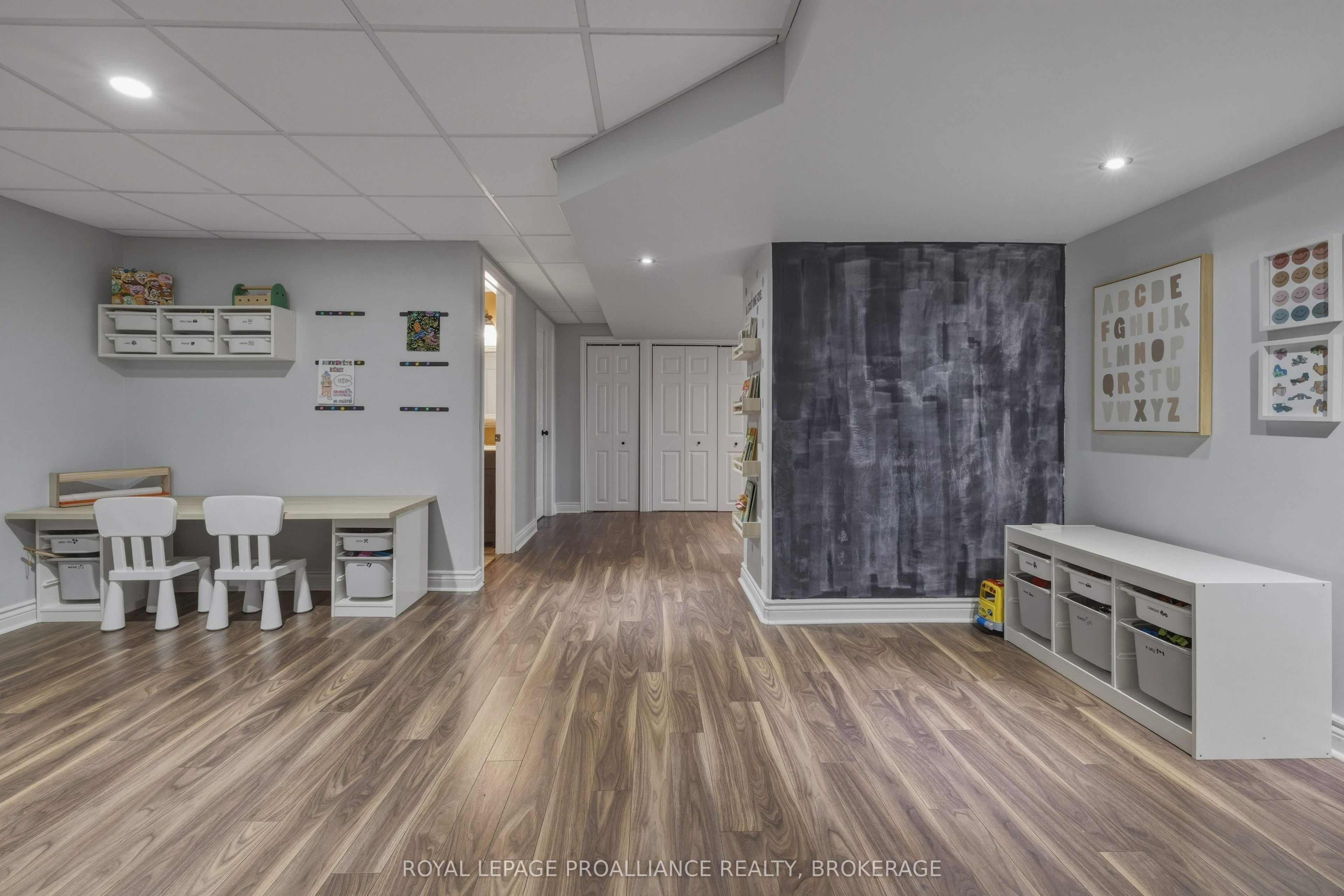 1464 Ottawa Street Property Photo 28