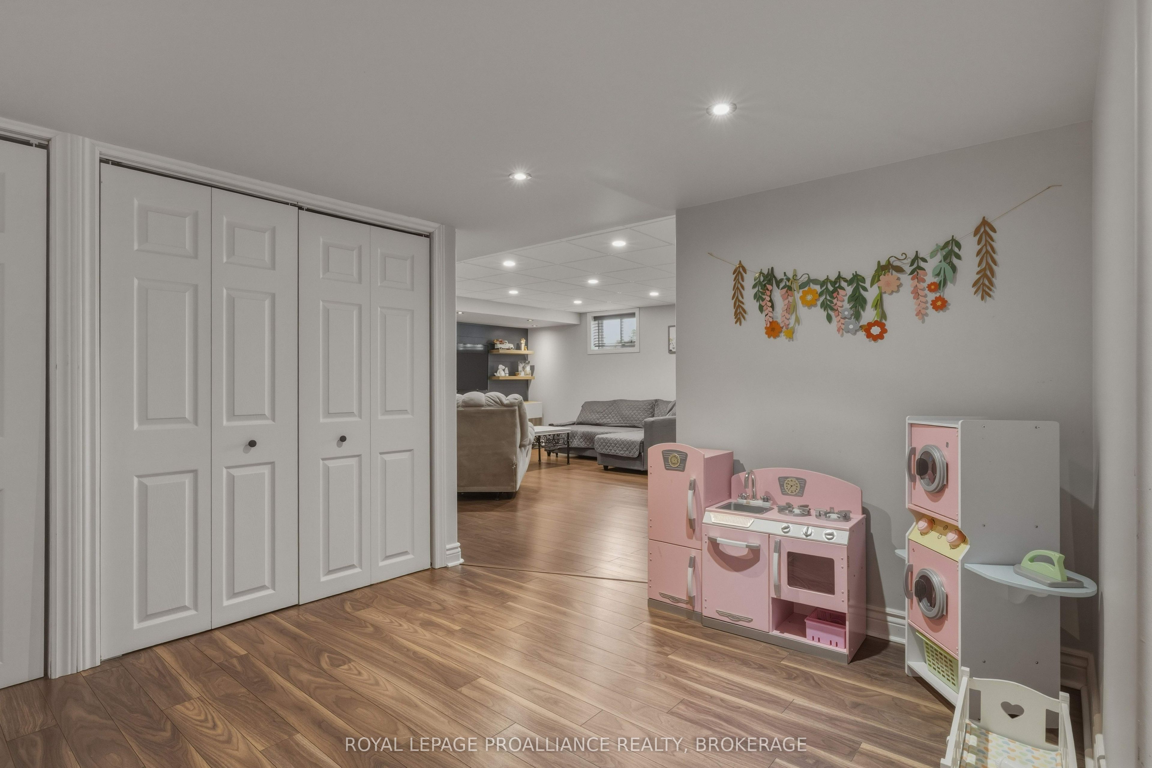 1464 Ottawa Street Property Photo 29