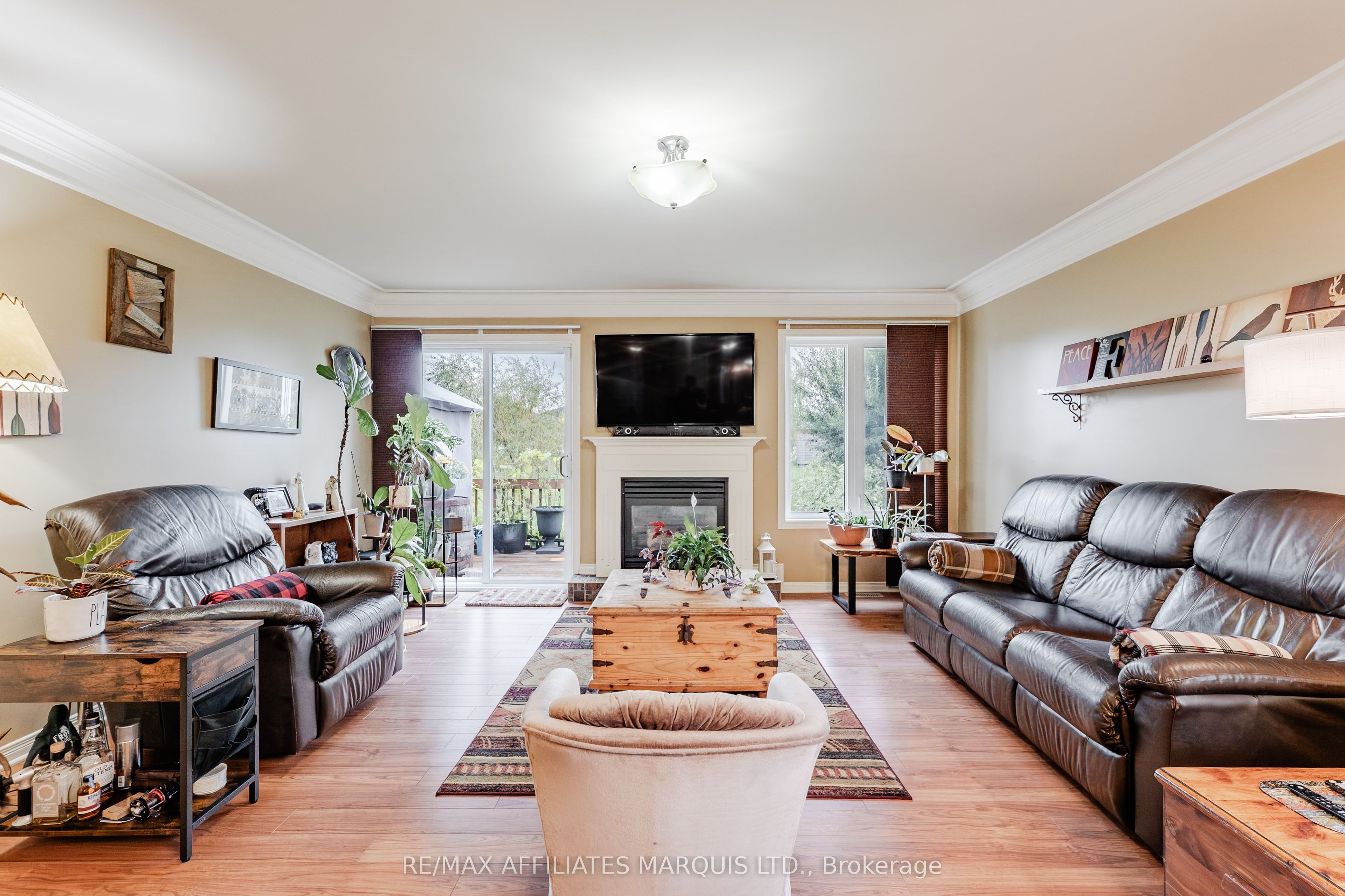 2230 Glen Brook Drive Property Photo 14