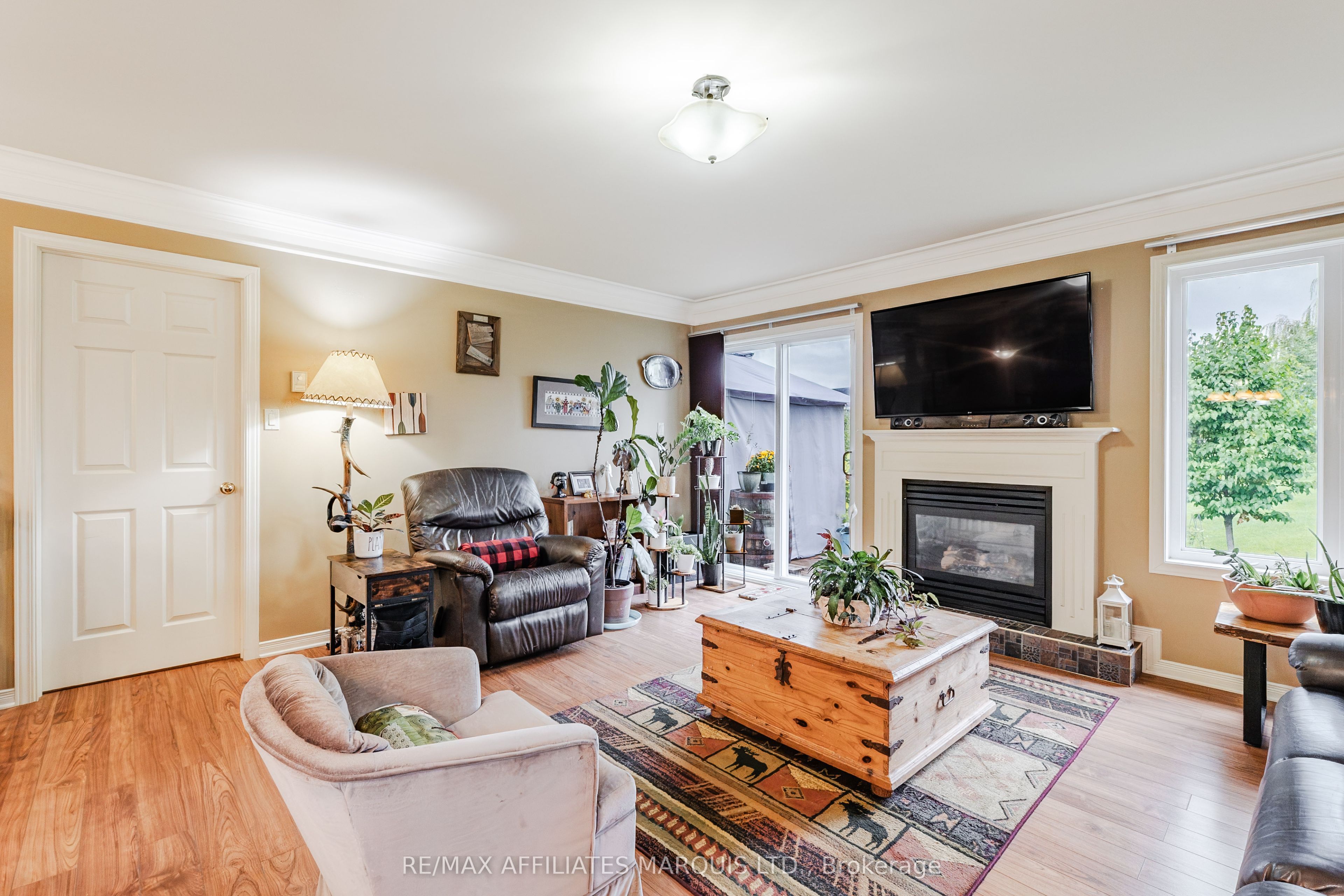 2230 Glen Brook Drive Property Photo 15