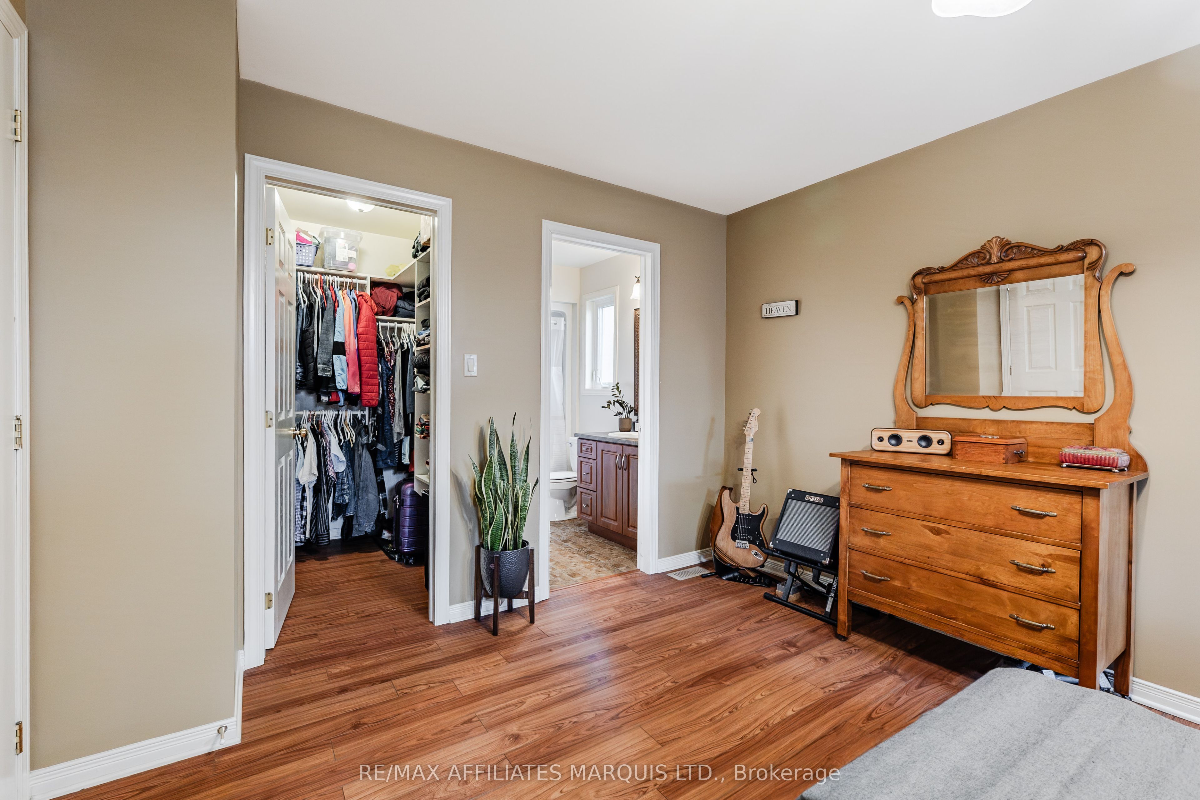 2230 Glen Brook Drive Property Photo 21