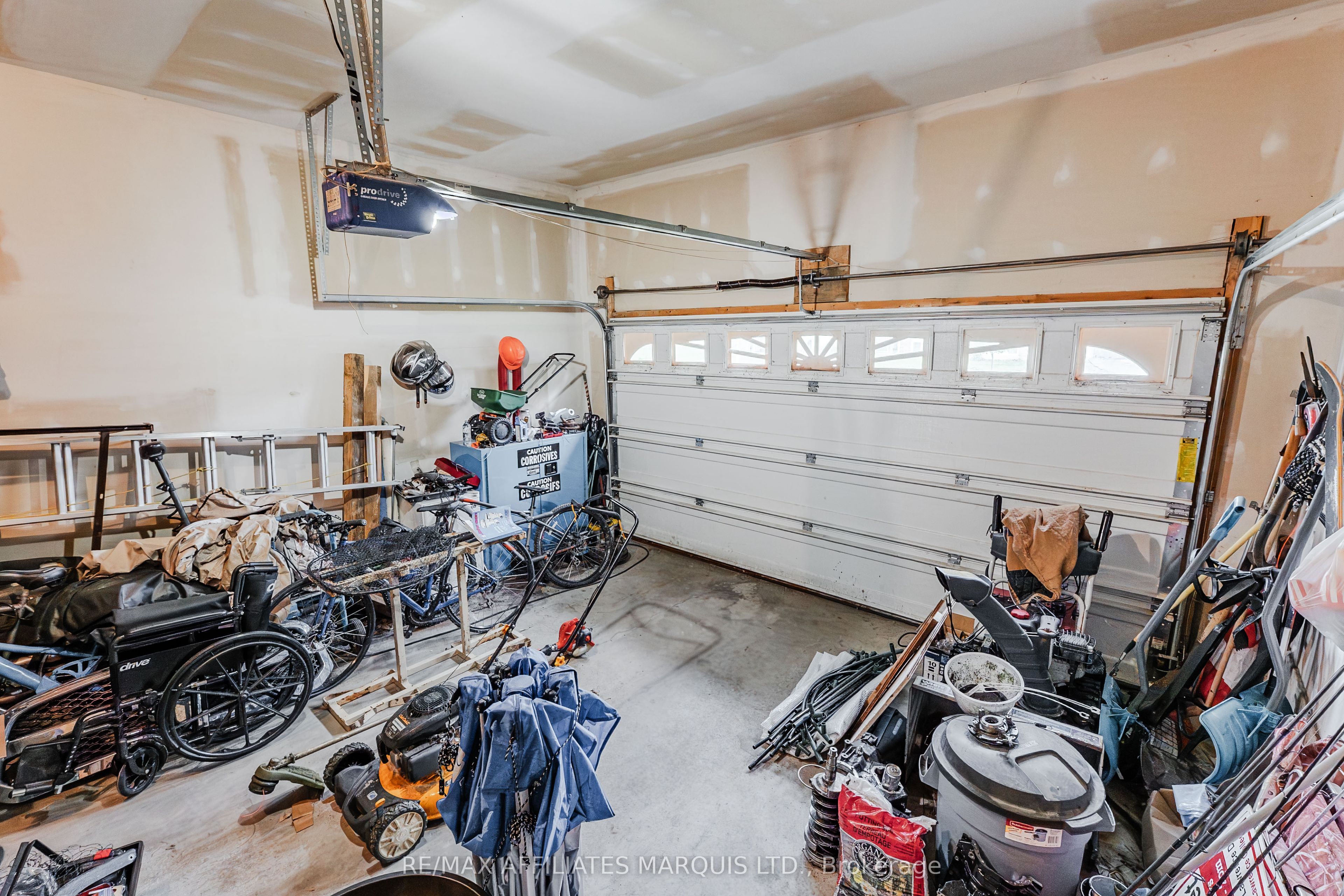 2230 Glen Brook Drive Property Photo 41