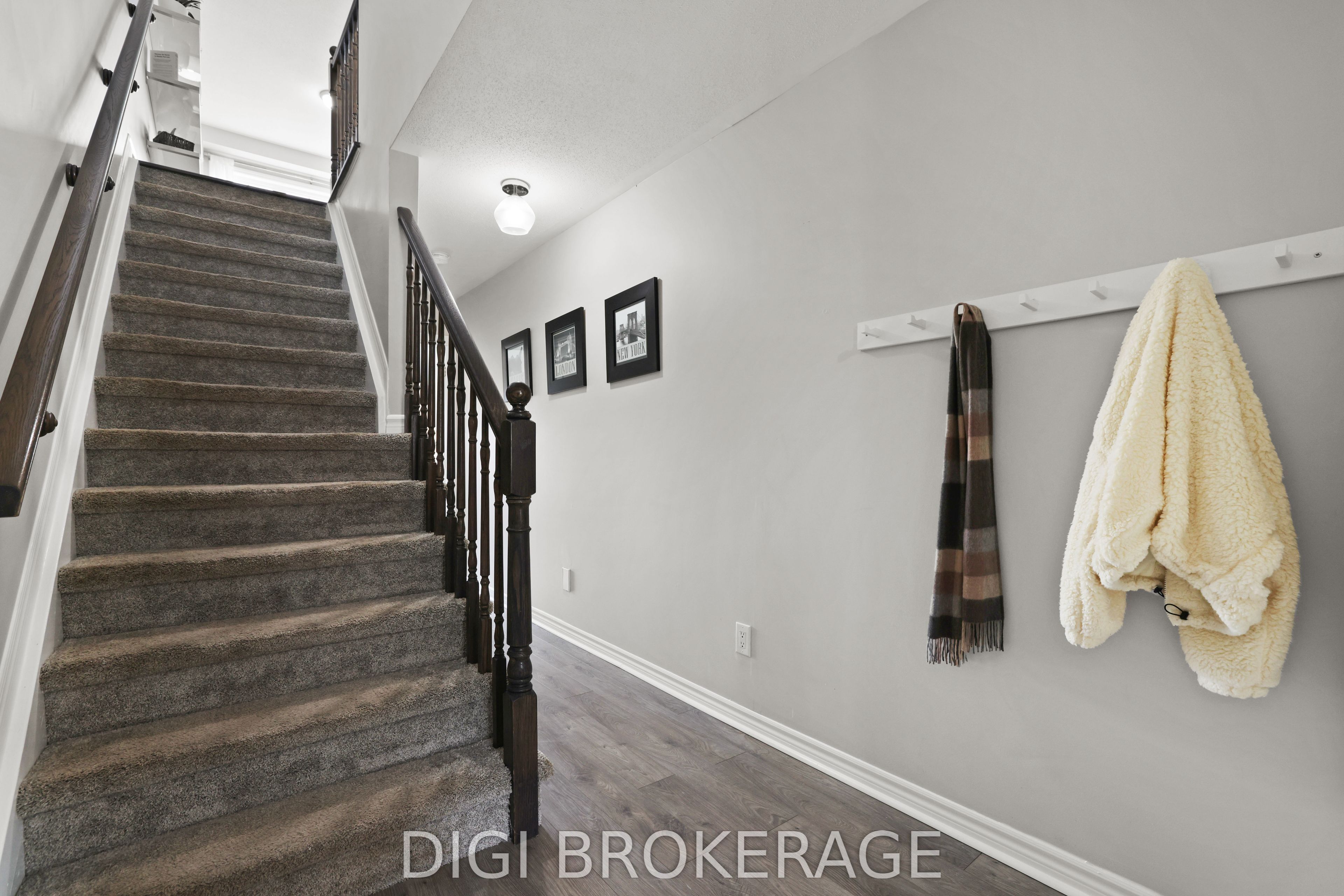 411 Coldwater Crescent Property Photo 6