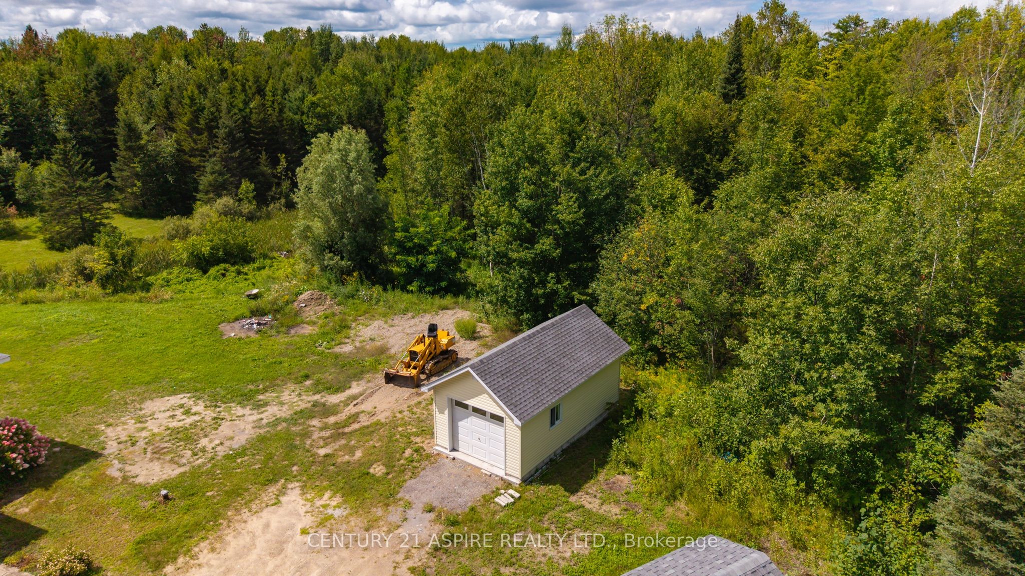 1549 Zion Line Property Photo 39