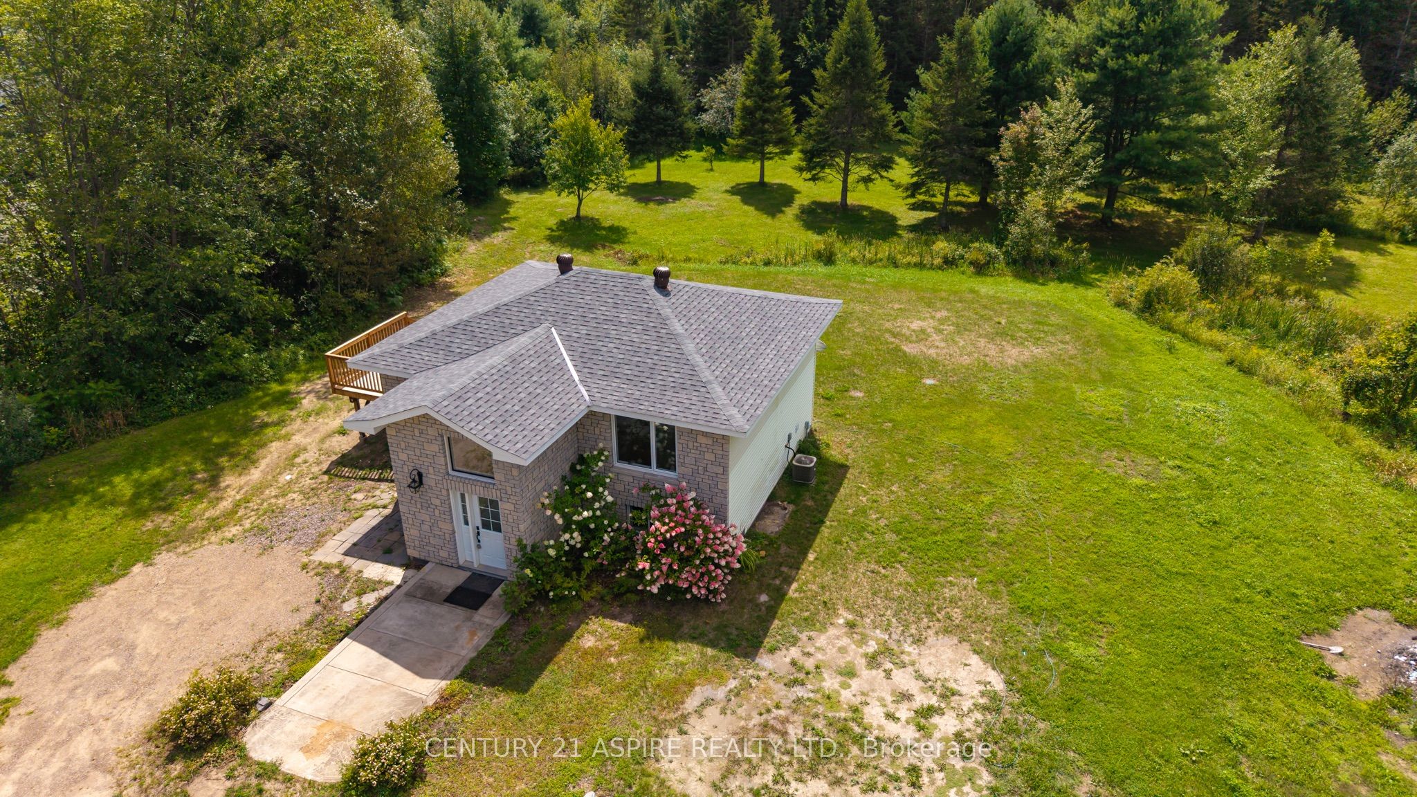 1549 Zion Line Property Photo 40