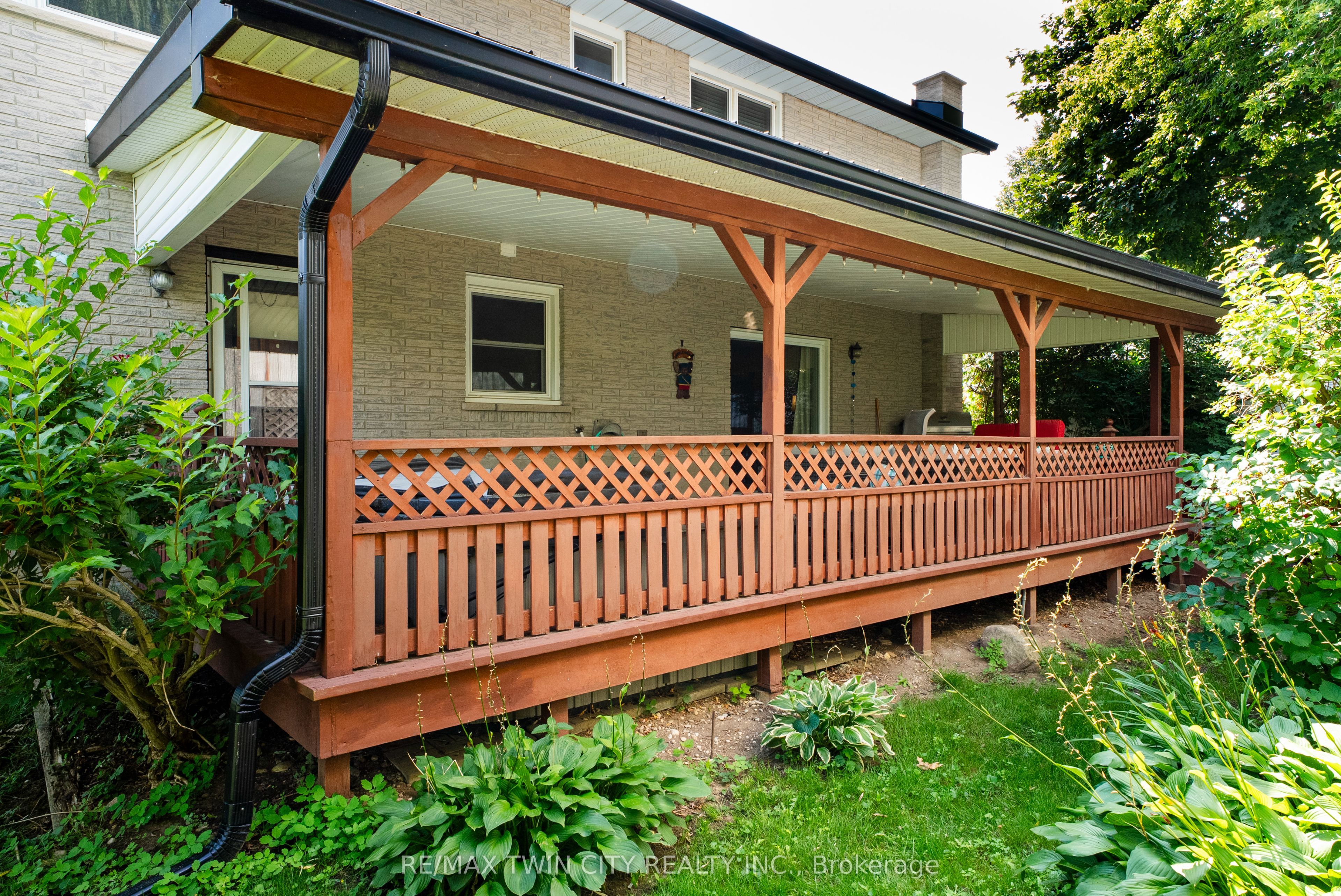 108 Queensway Drive Property Photo 39