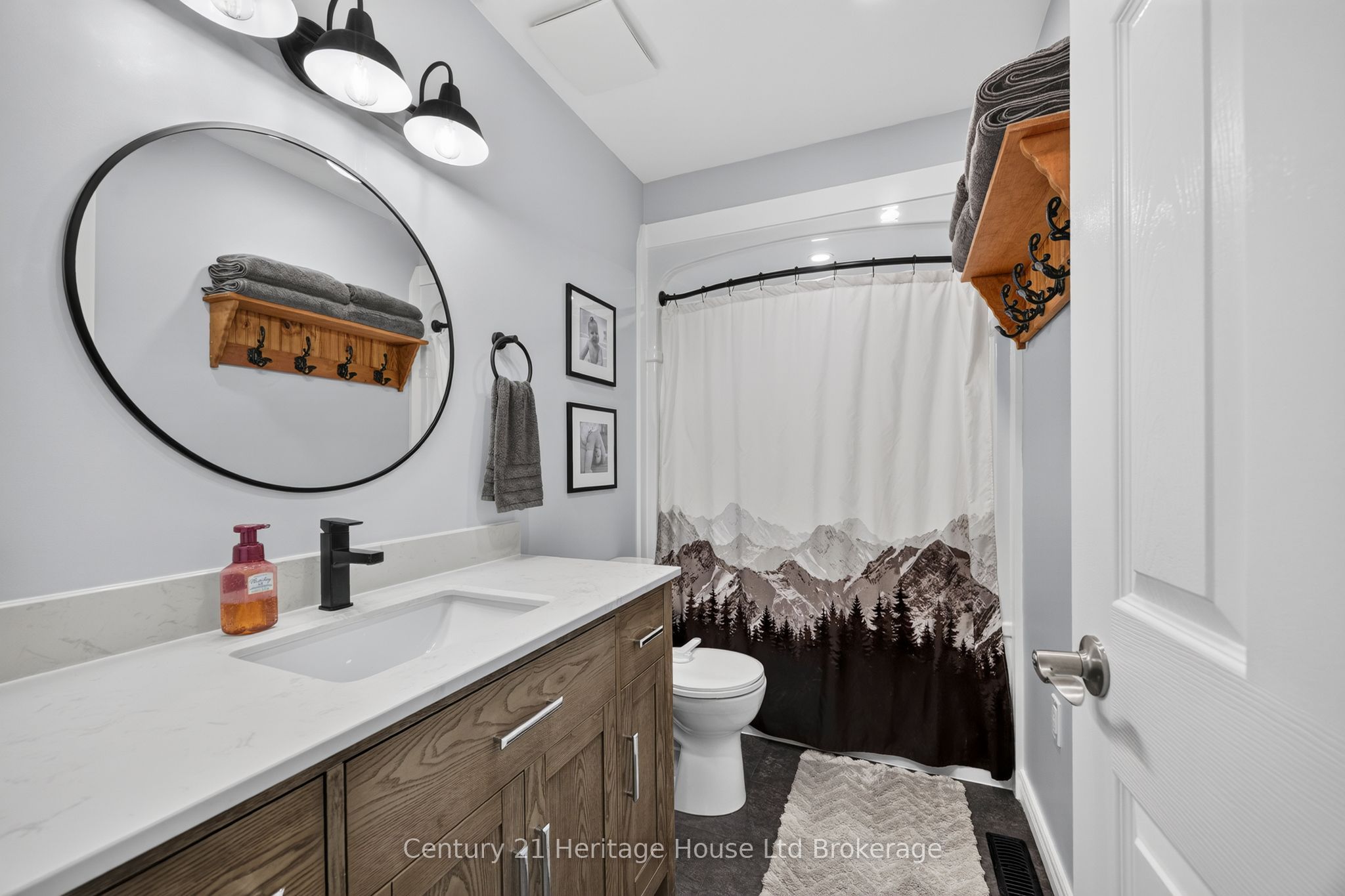 34679 Third Line Property Photo 23